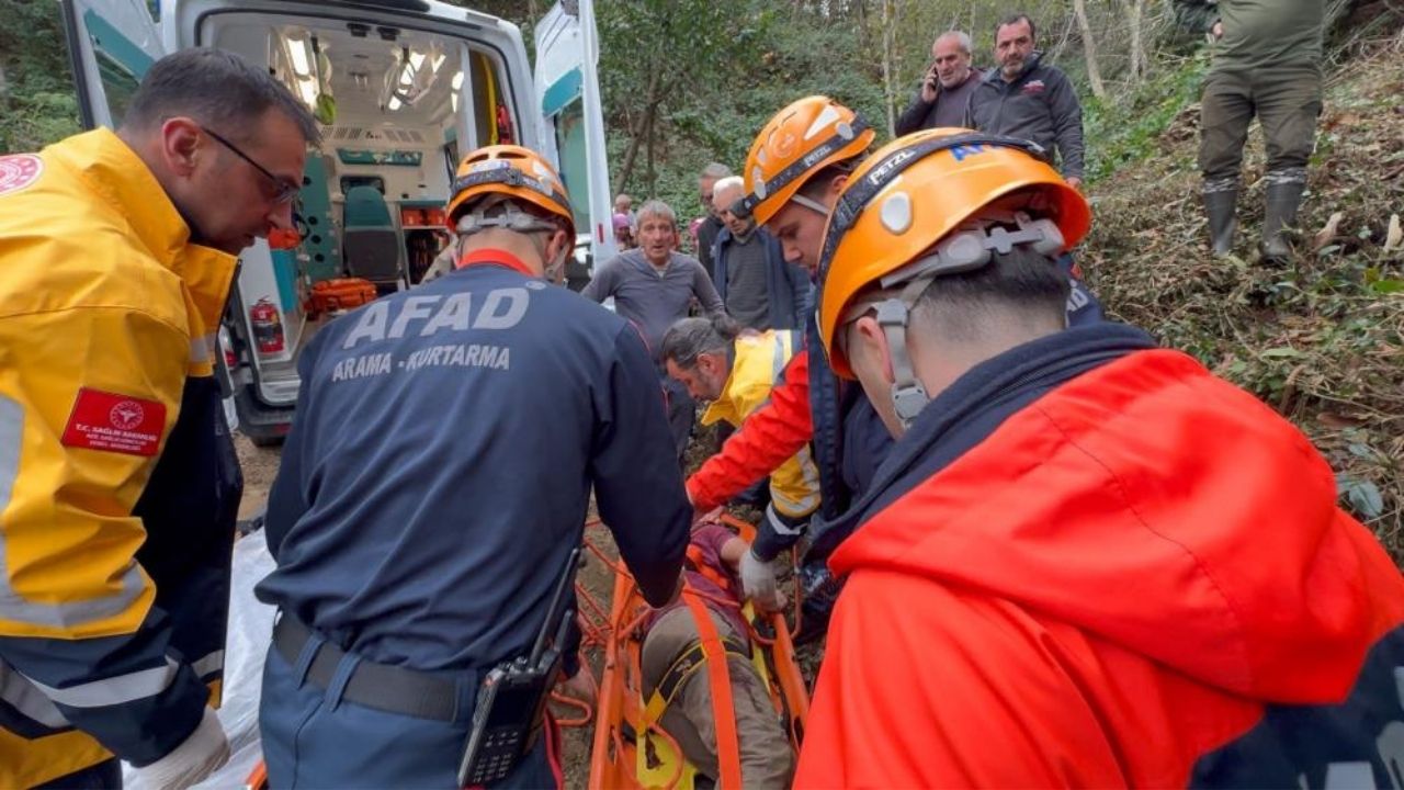 Ağaç Kesiminde Feci Kaza Kestiği Ağaç Çarptı, Uçuruma Düştü (4)