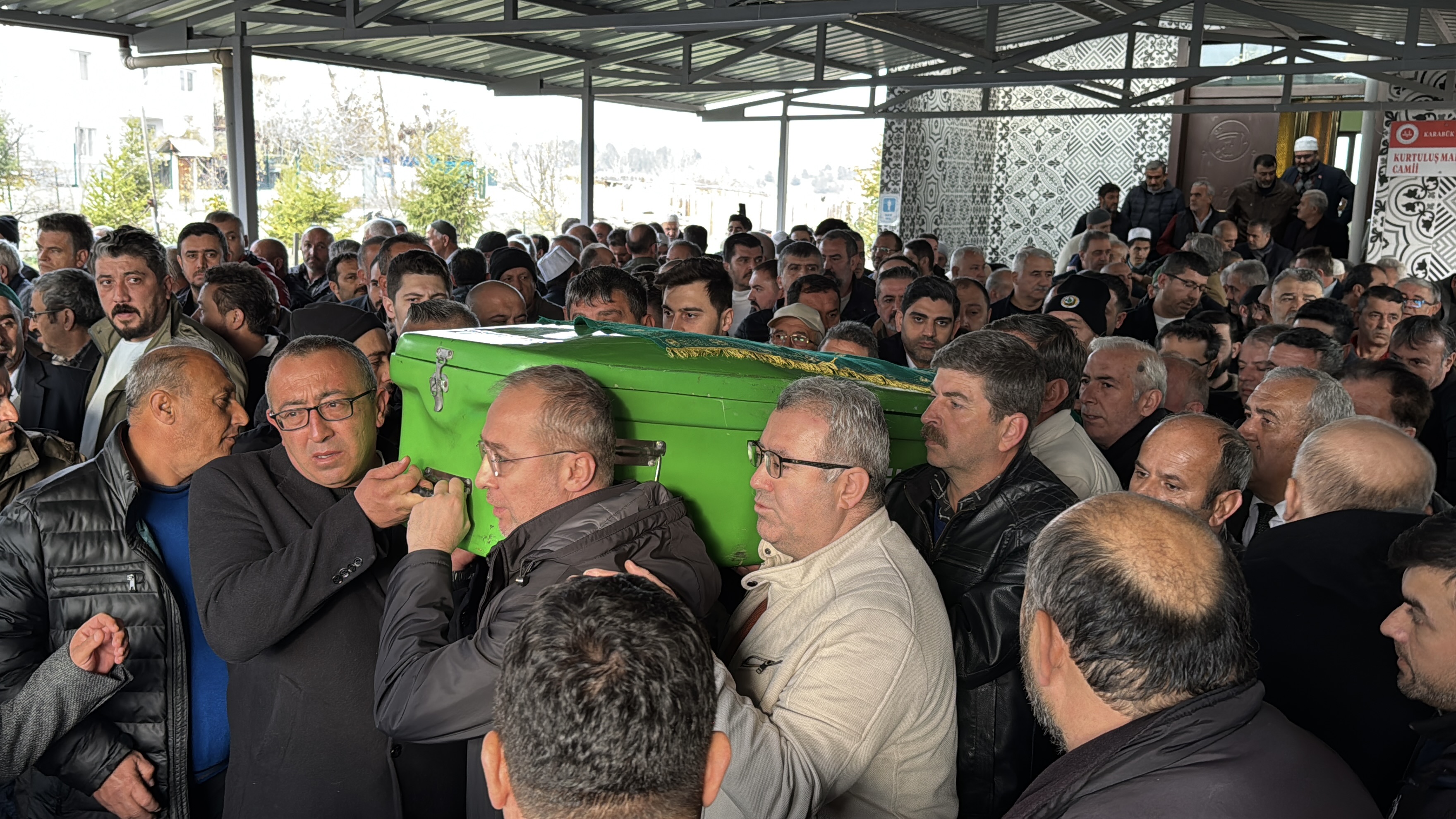 Ağaca Çarpıp Takla Atmıştı Feci Kazada Hayatını Kaybeden Ormancı Toprağa Verildi 6