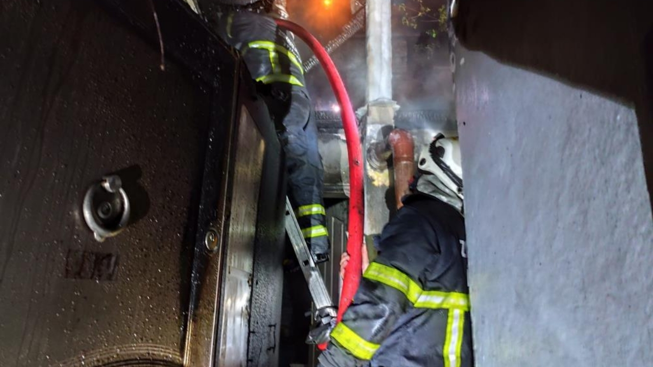 Alevlerin Ortasında Kaldı Minik Can Için Zamanla Yarışıldı (3)