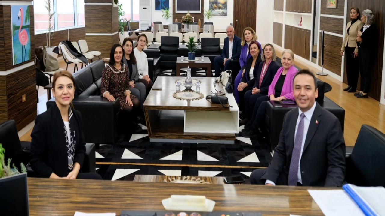 Başkan Baltacı Sarı Otobüs (1)