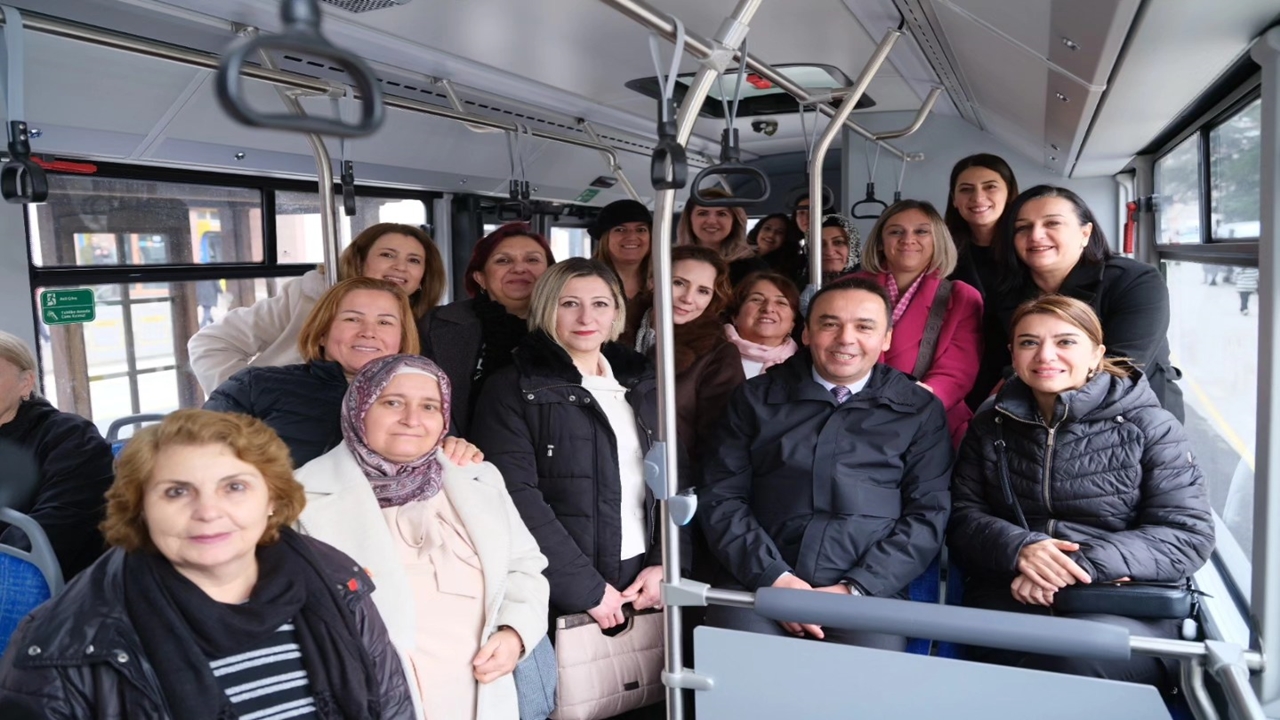 Başkan Baltacı Sarı Otobüs (2)