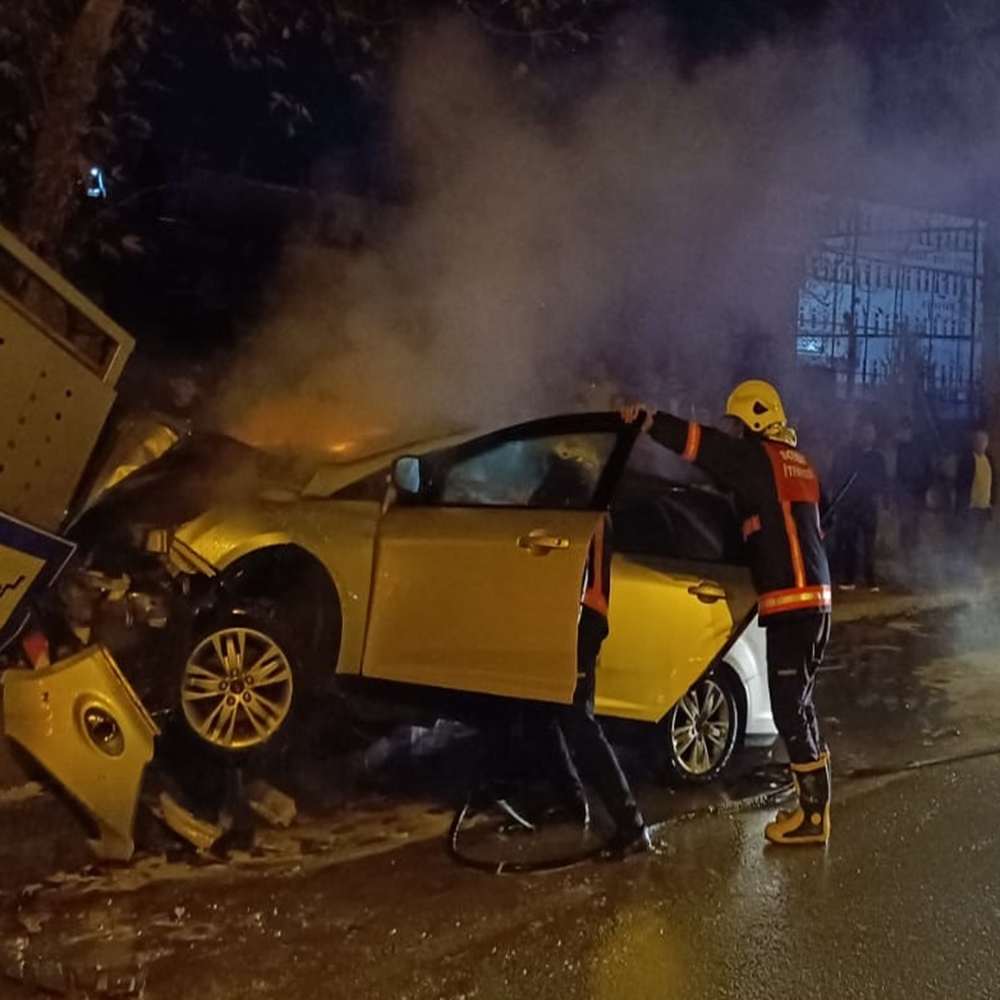 Boyabat Köprü Çarptı (2)