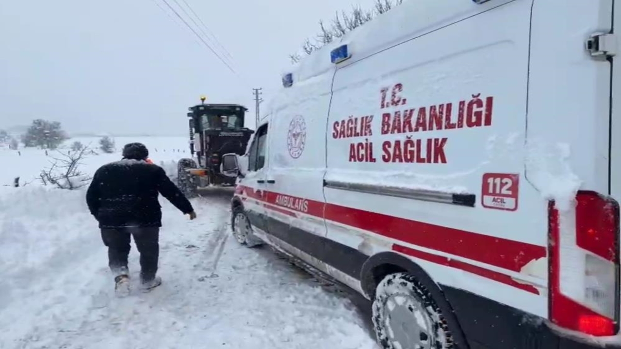 Daday Ambulans Yolda Kaldı (2)