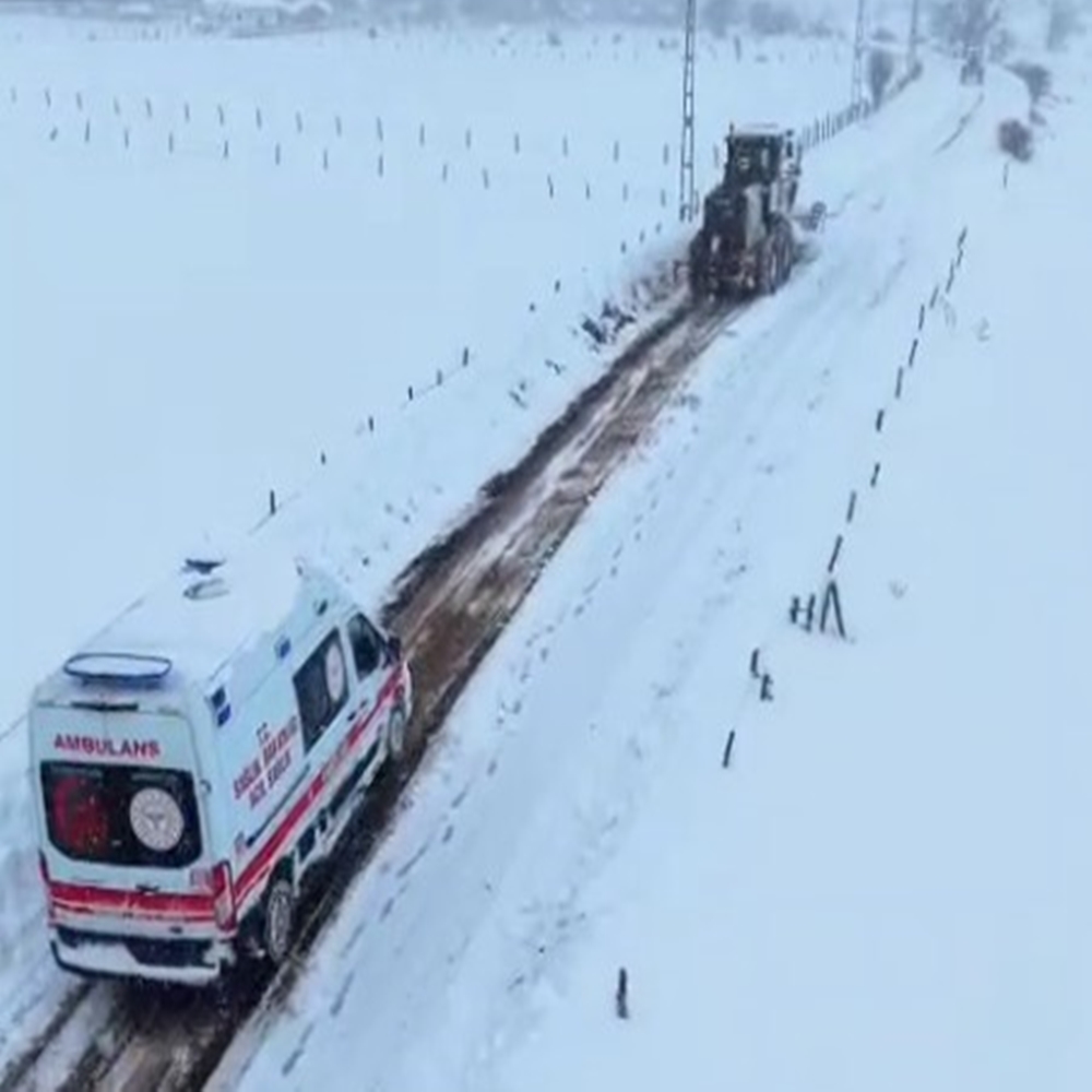 Daday Ambulans Yolda Kaldı (4)