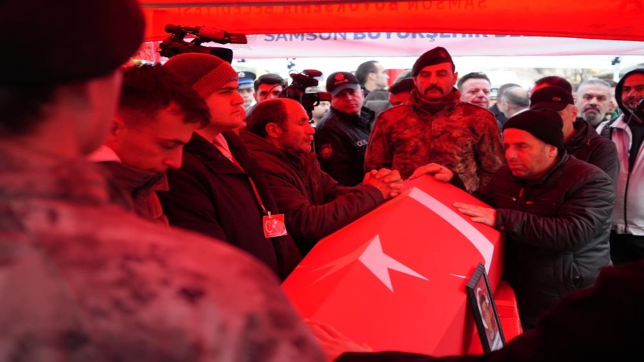 Emre Albayrak Şehit Son Yolculuk (4)