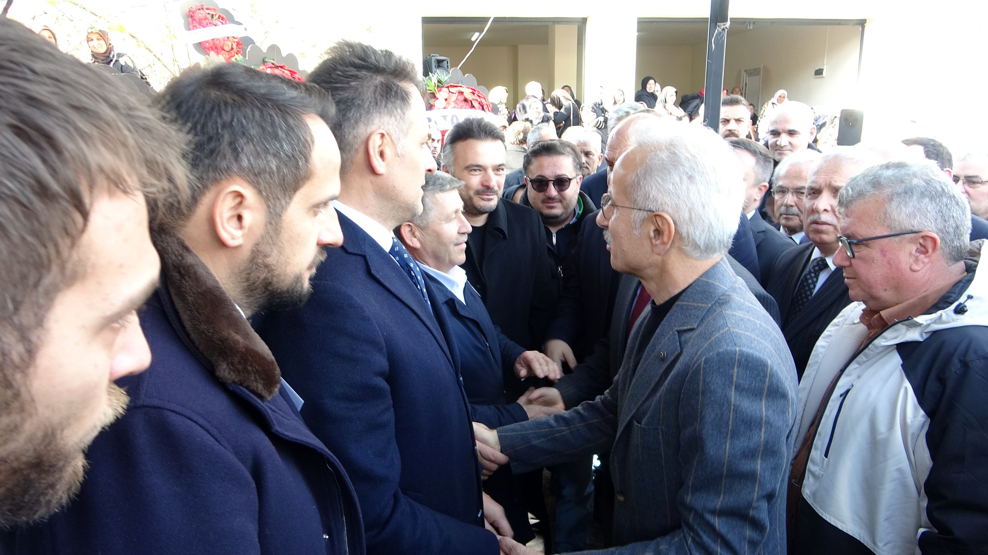 Eski Milletvekili 67 Yaşında Yaşamını Yitirdi Son Yolculuğuna Uğurlandı 8