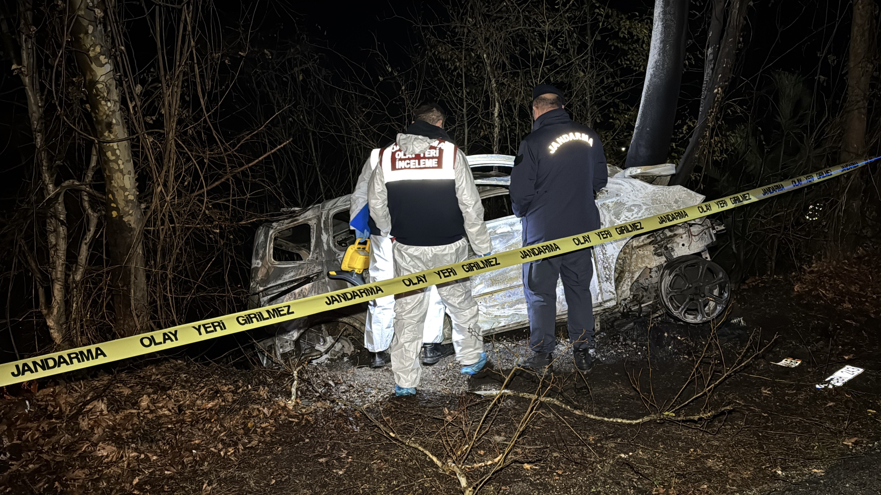 Feci Kaza Sürücü Yanarak Hayatını Kaybetti 22