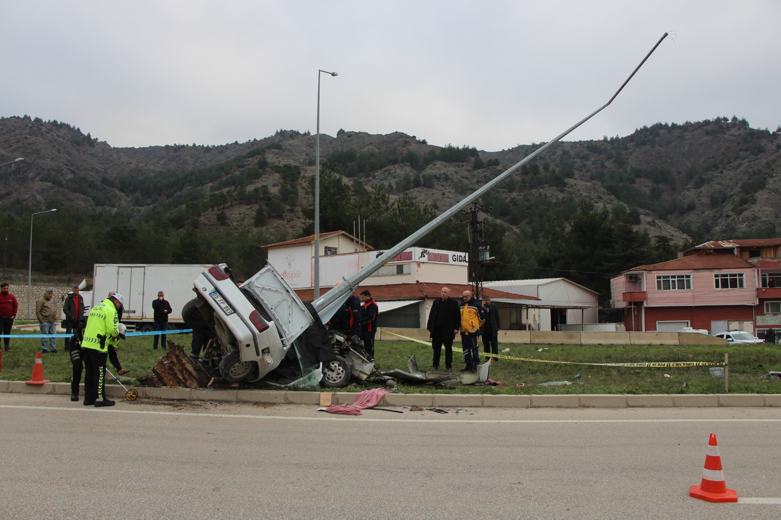 Feci Olay Genç Avukat Duruşmaya Giderken Kazada Yaşamını Yitirdi 6