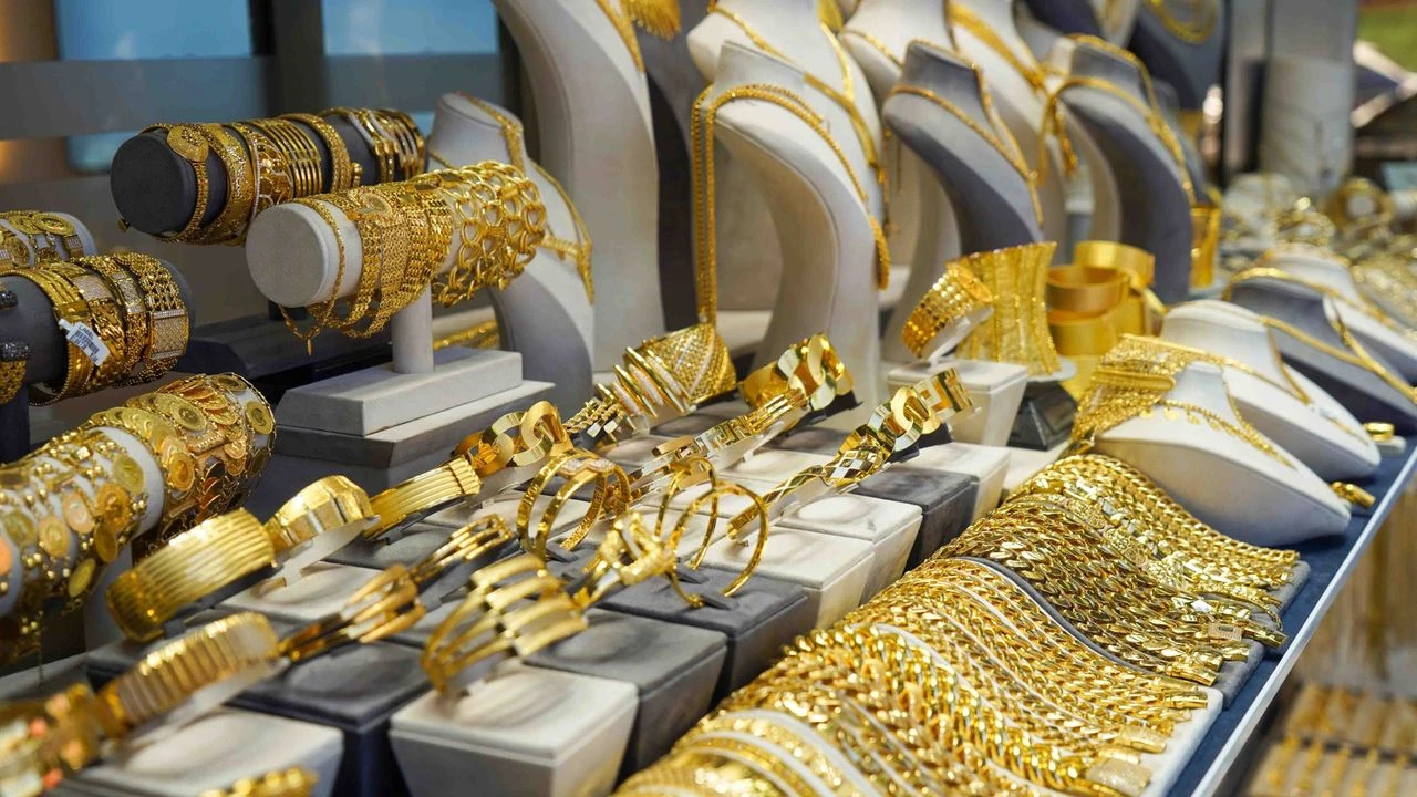 Gram, Çeyrek Ve Yarım Altın Bugün Ne Kadar Oldu 8 Aralık 2025 Güncel Fiyat Listesi