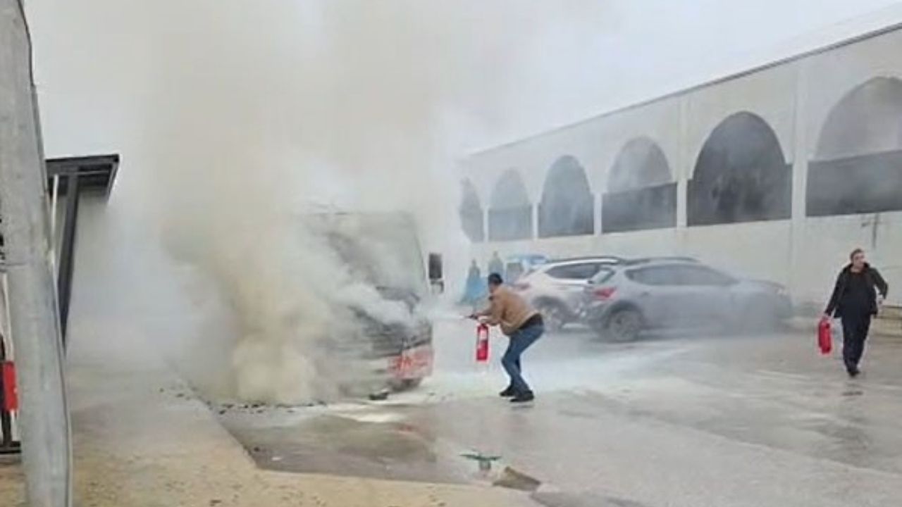 Halk Otobüsü Yangın (4)