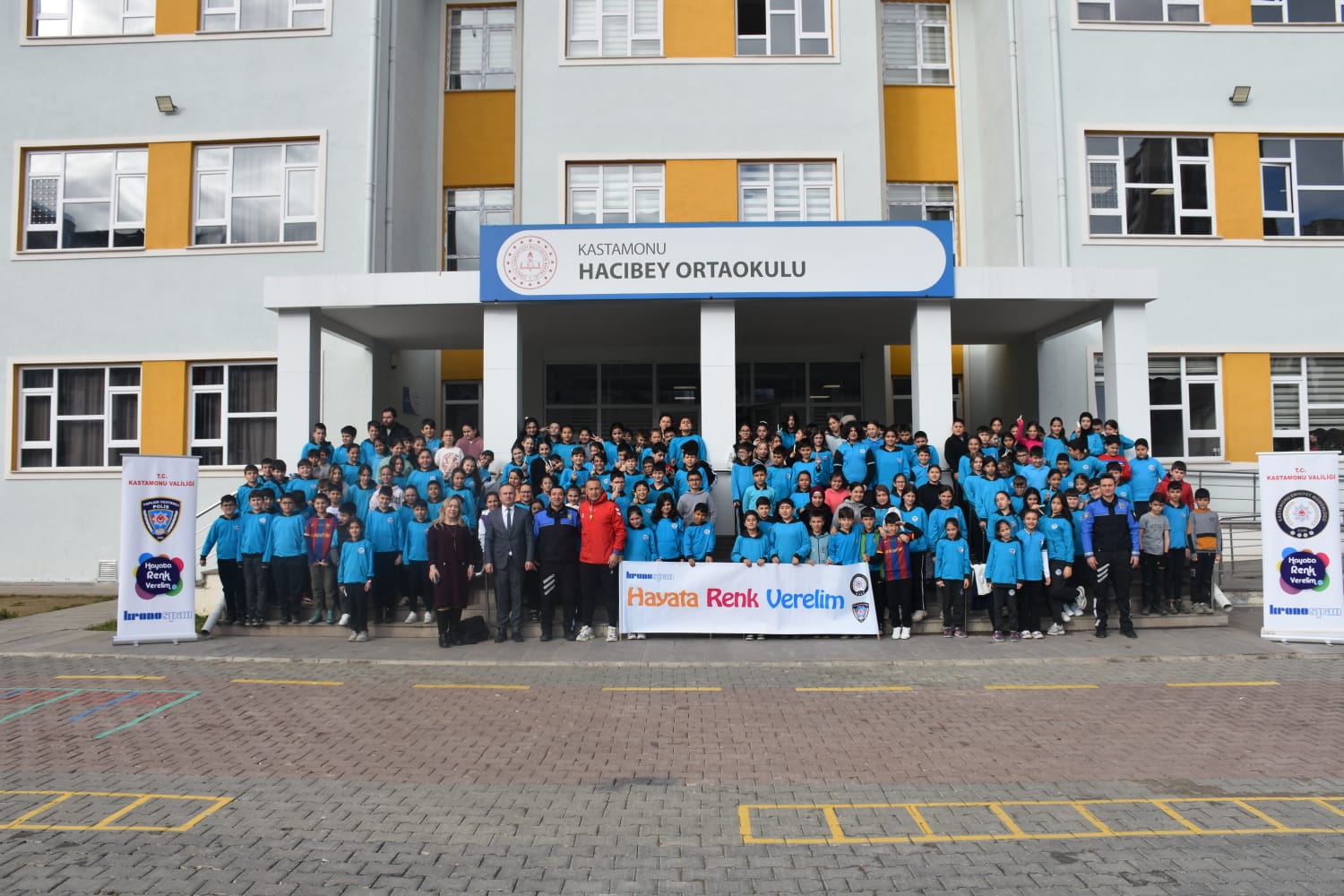Hayata Renk Verelim Projesiyle Kastamonu'da Öğrencilerin Yüzü Güldü 22