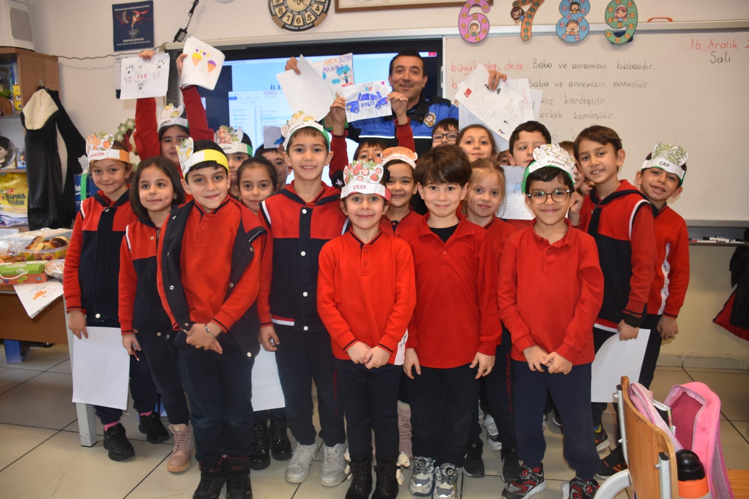 Hayata Renk Verelim Projesiyle Kastamonu'da Öğrencilerin Yüzü Güldü 23