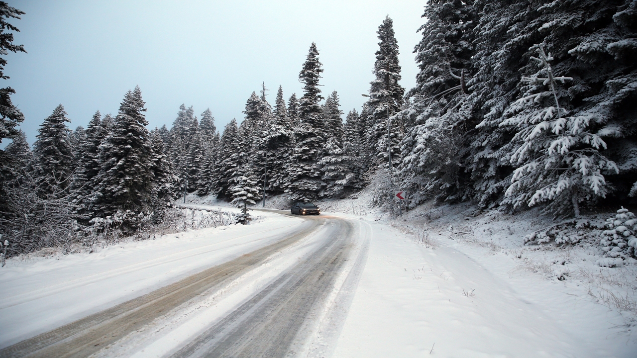 Ilgaz Dağı Havadan Görüntü Kar Yağdı (3)
