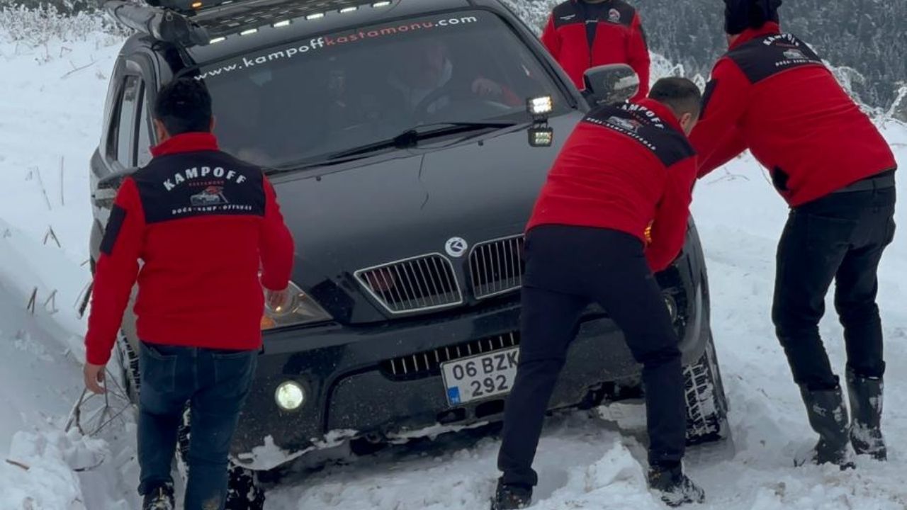 Ilgaz’a Ilk Kar Düştü, Kampoff Kastamonu Zirvede Buluştu (3)