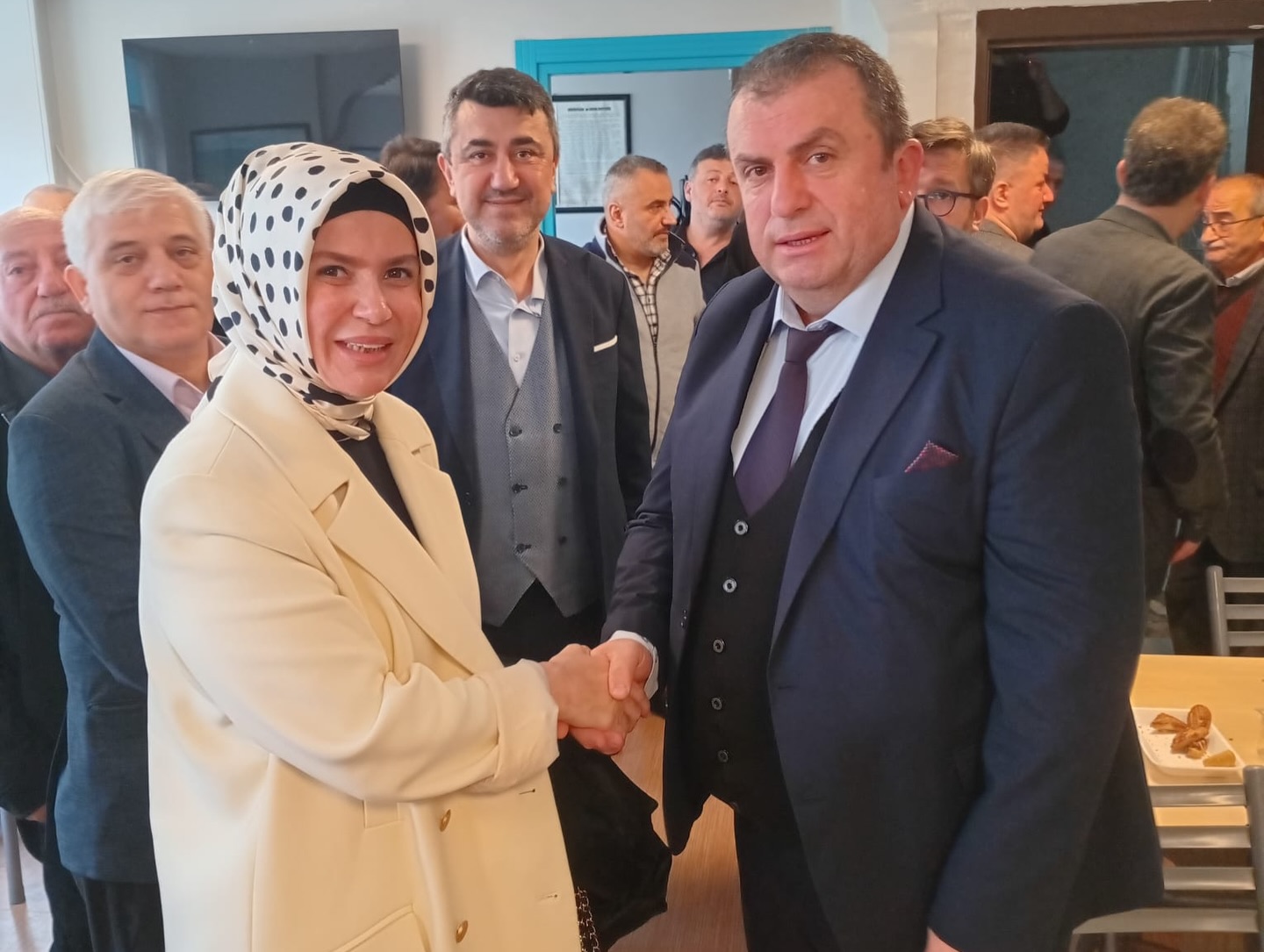 İstanbul'da Genel Kurul Yapıldı Abana Ve Çevre Köyleri Derneği'ne 3. Kez Başkan Seçildi 13