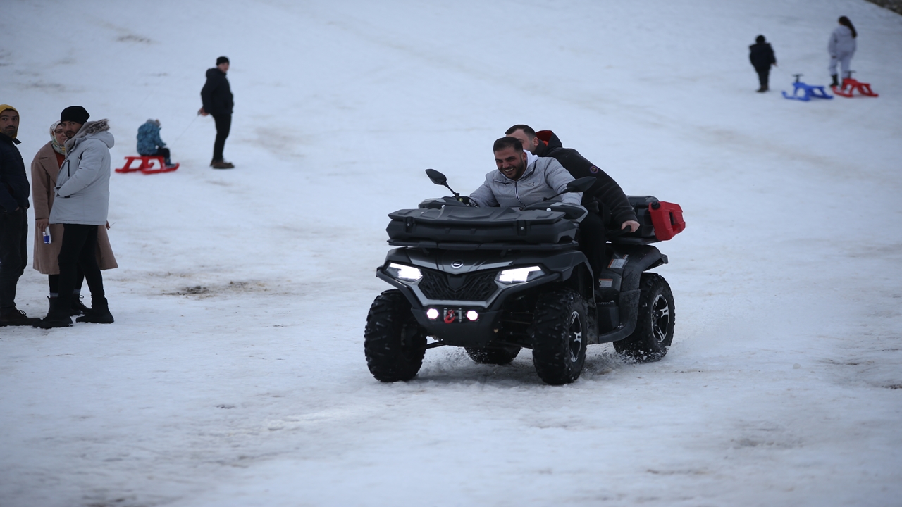 Kastamonu Ilgaz Dagı Kayak Merkezi Gün Sayıyor (6)