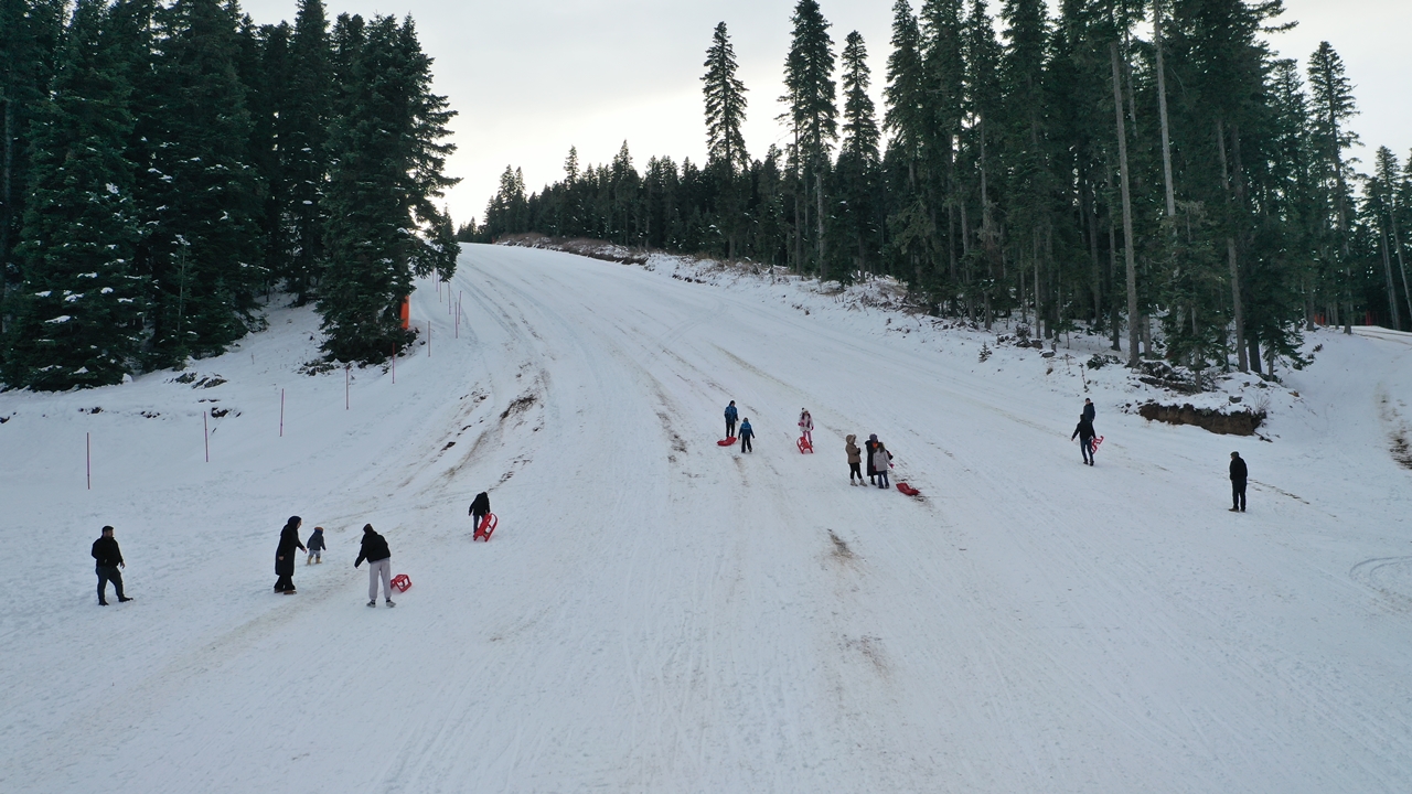 Kastamonu Ilgaz Dagı Kayak Merkezi Gün Sayıyor (9)