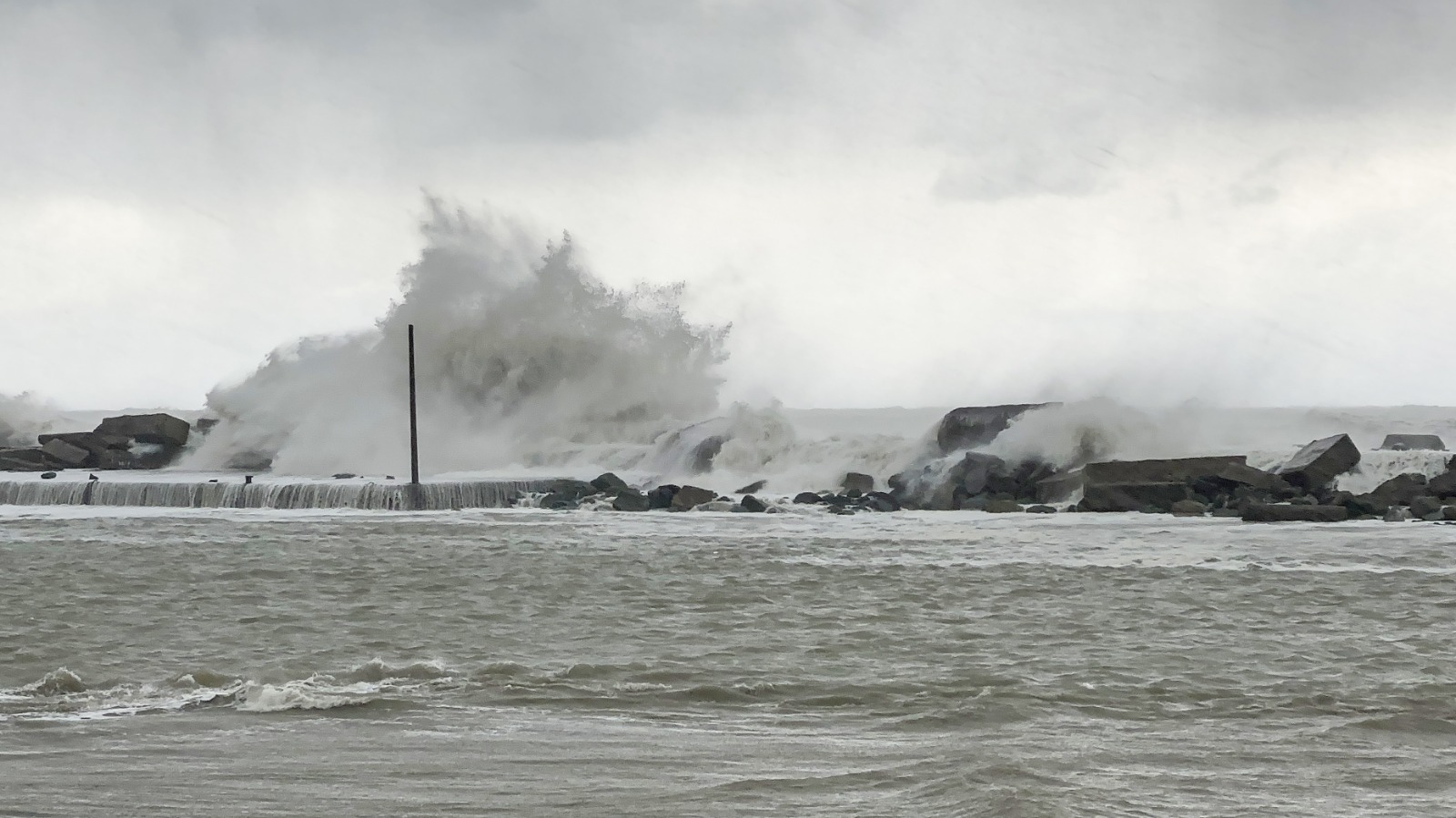 Kastamonu Sahilinde Fırtına Sahil Şeridine Zarar Verdi 22