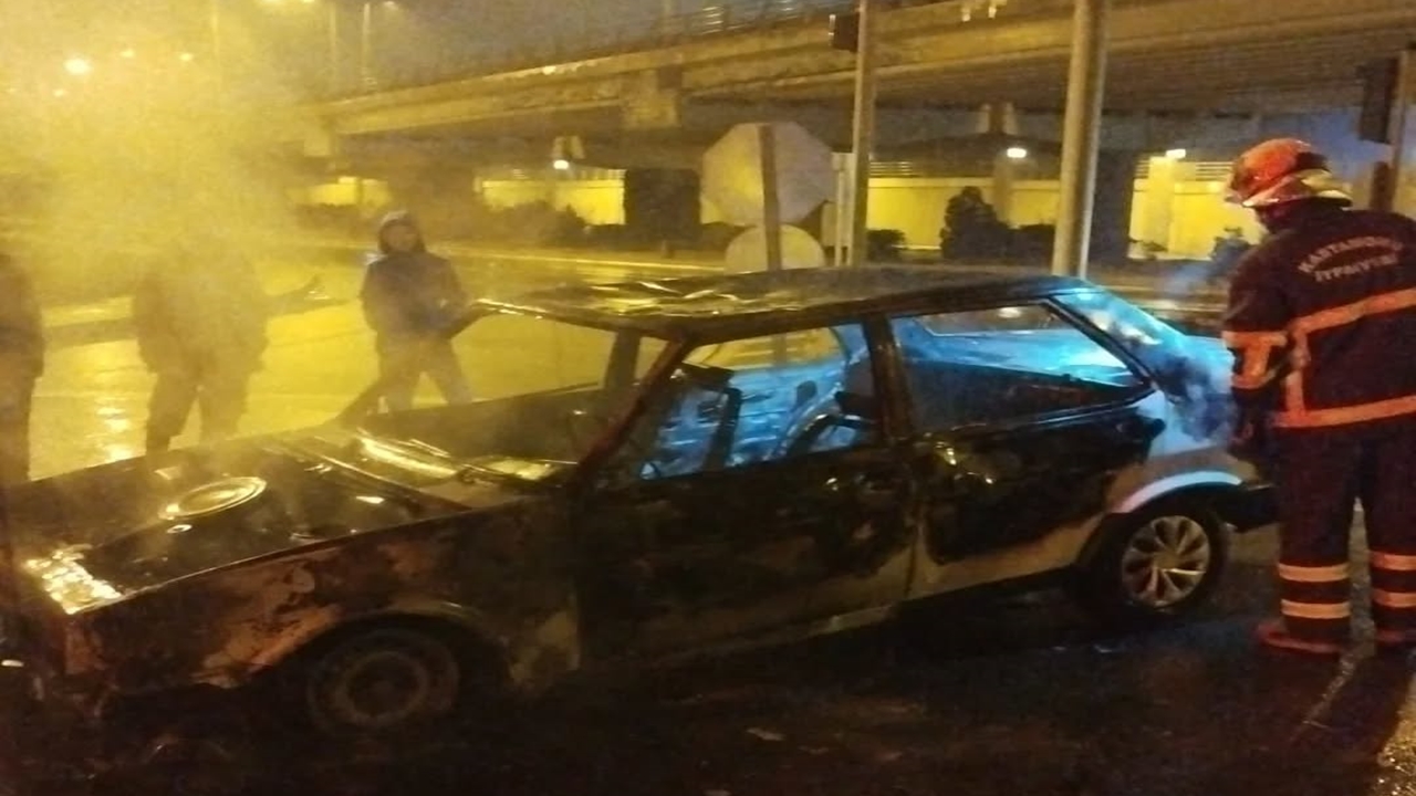 Kastamonu Sunta Otomobil Yangını (5)