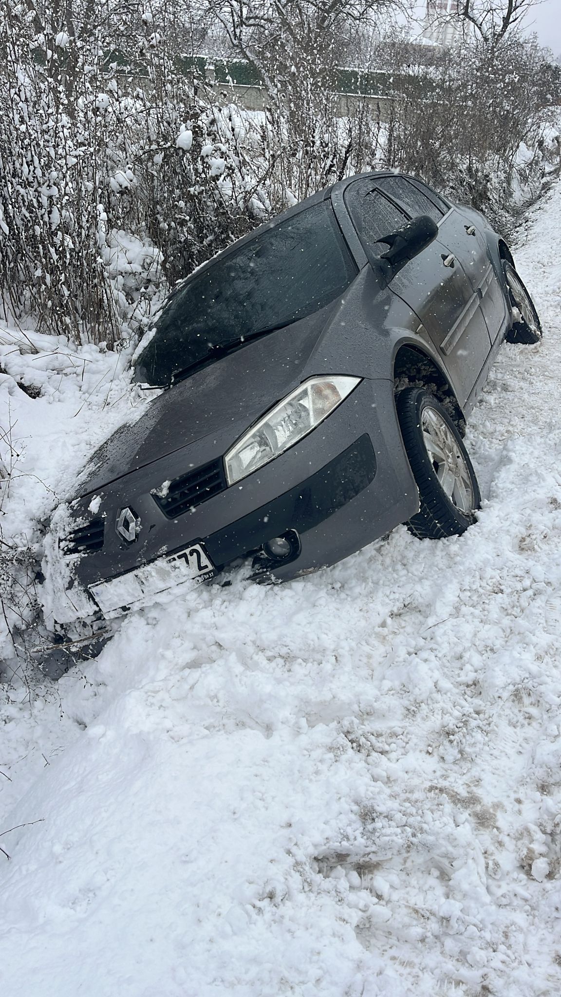 Kastamonu Taşköprü Yolunda Araç Yol Kenarına Saplandı 12