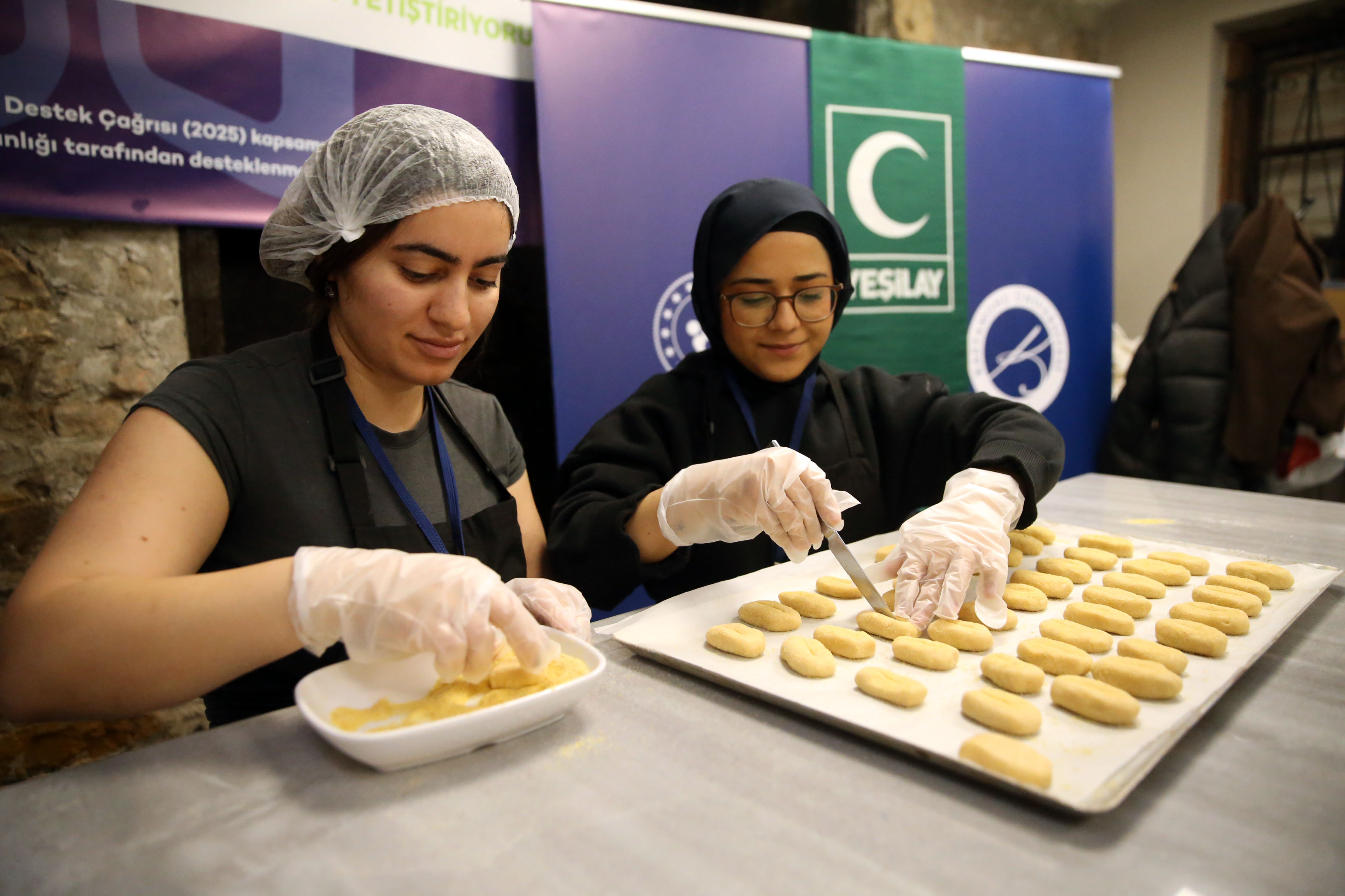 Kastamonu Üniversitesi Öğrencileri Danışanlar Için Yemek Hazırlandı 12