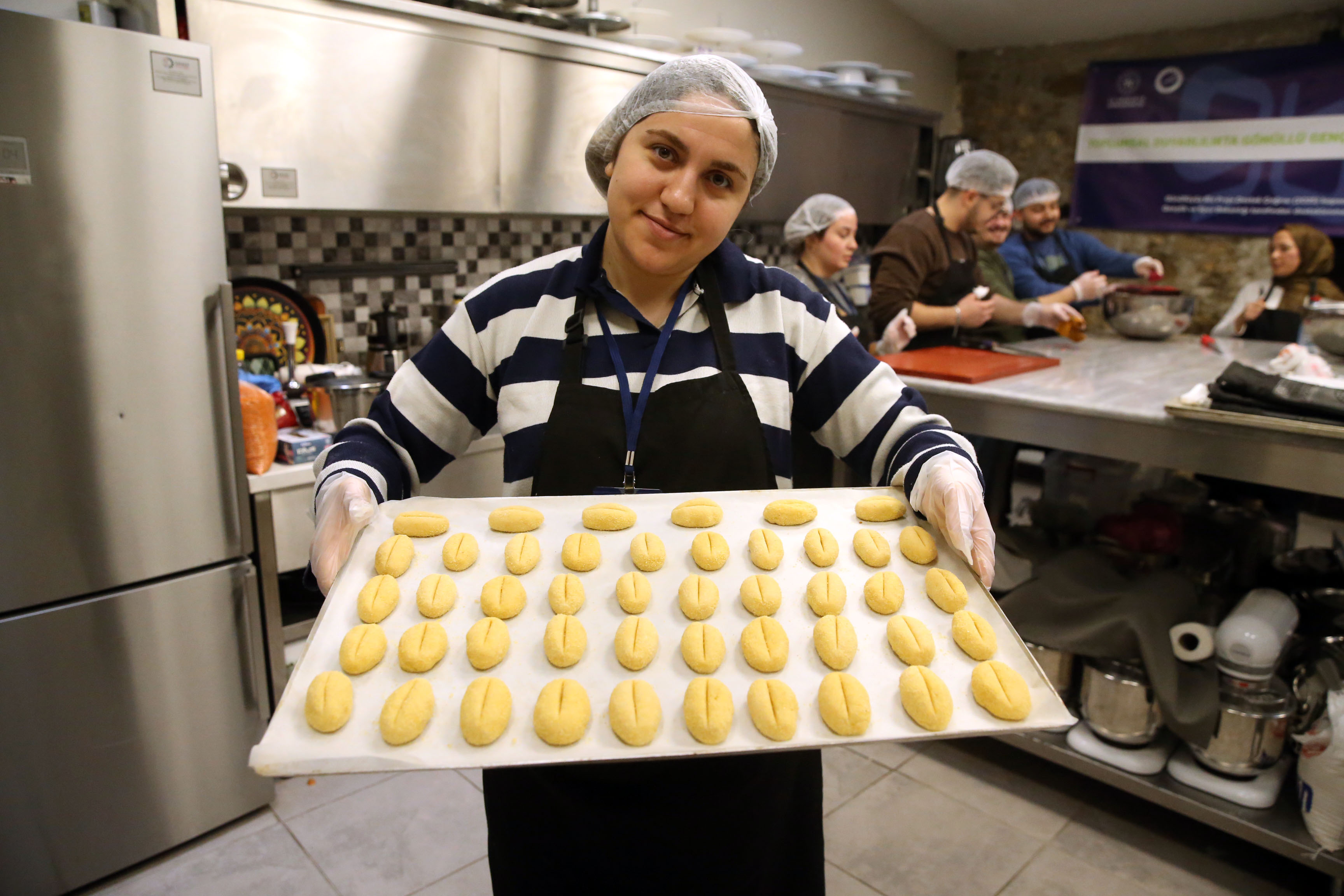 Kastamonu Üniversitesi Öğrencileri Danışanlar Için Yemek Hazırlandı 15