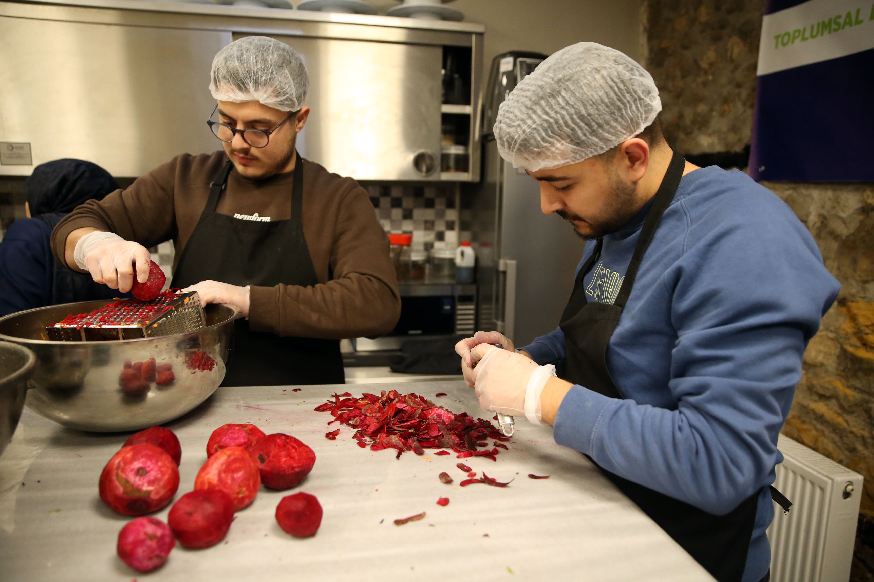 Kastamonu Üniversitesi Öğrencileri Danışanlar Için Yemek Hazırlandı 24