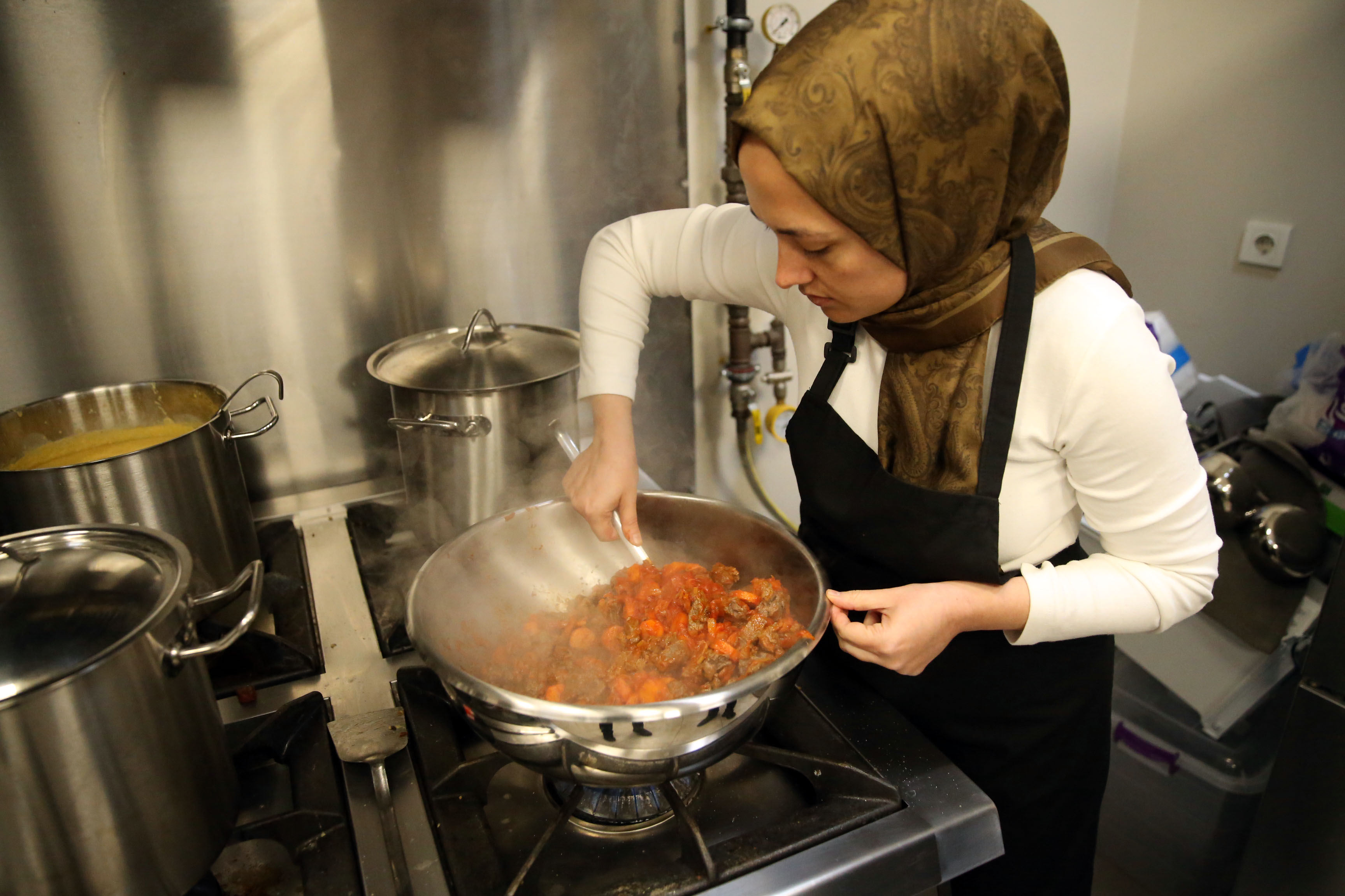 Kastamonu Üniversitesi Öğrencileri Danışanlar Için Yemek Hazırlandı 6