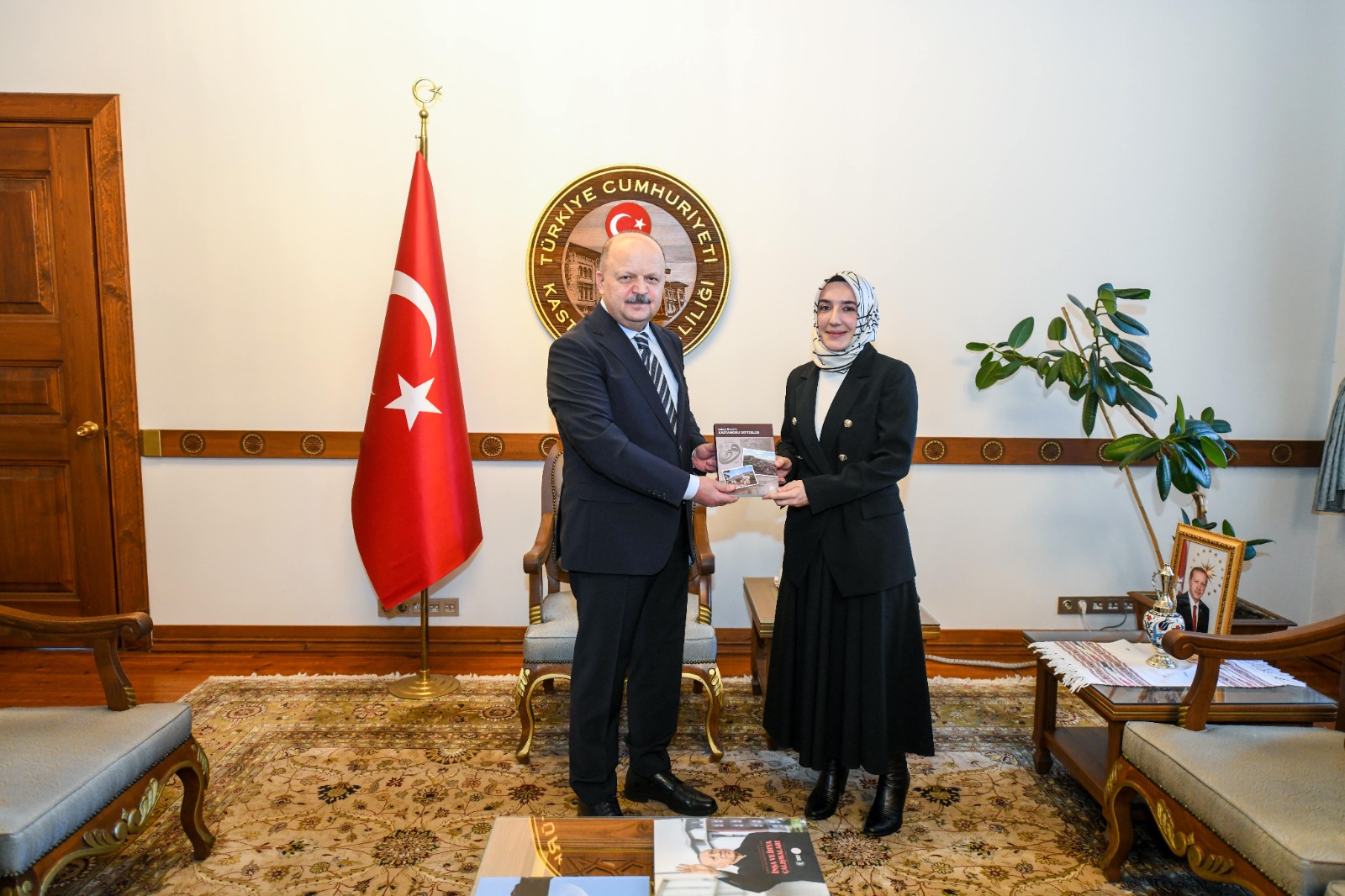 Kastamonu Valisi Dallı'ya Akademisyenlerden Ziyaret 22