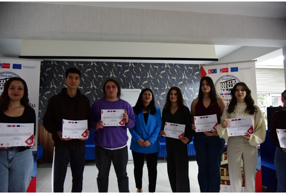 Kastamonu'da 2 Yıllık Süreç Tamamlandı Bin Kursiyer Sertifika Aldı! 4