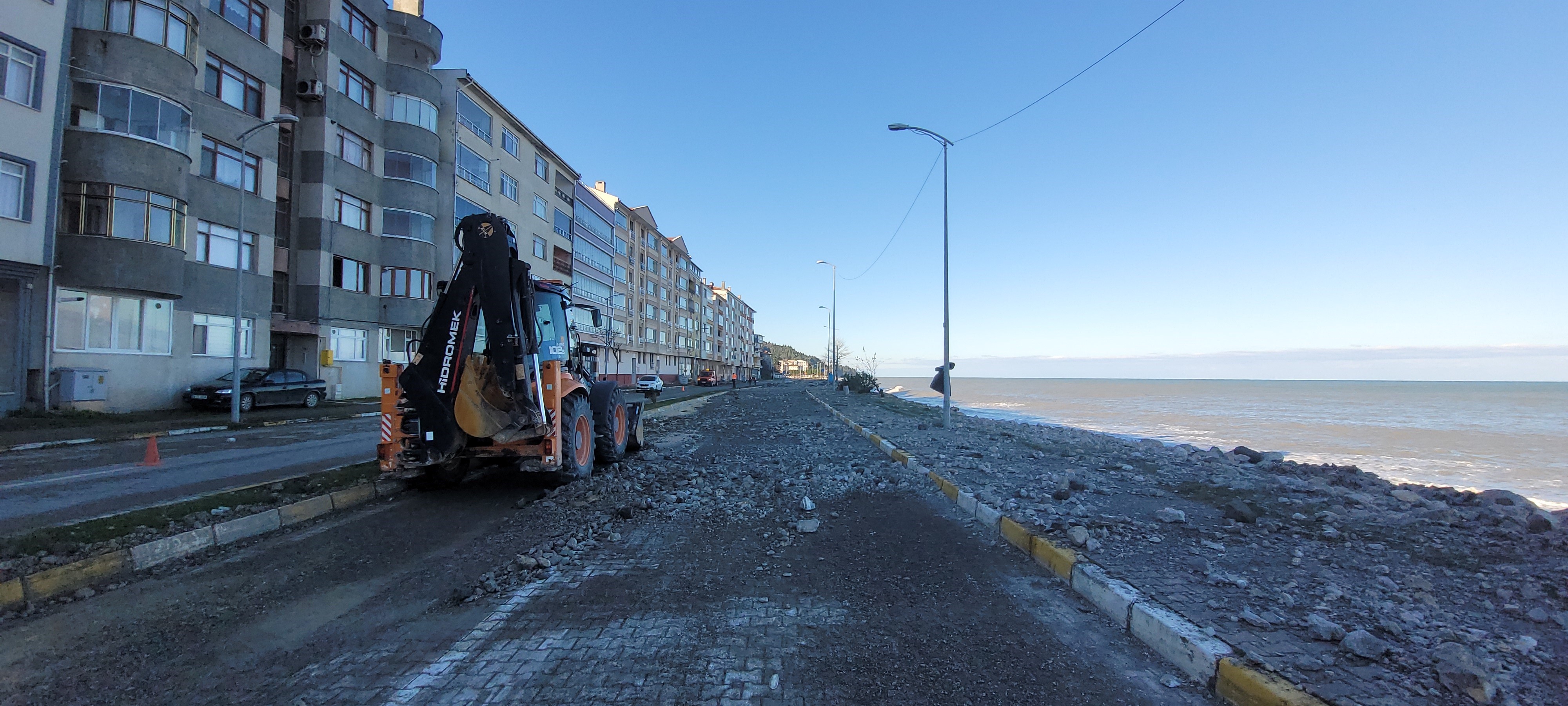 Kastamonu'da 8 Metreyi Bulan Dalgalar Sahillere Zarar Verdi 13