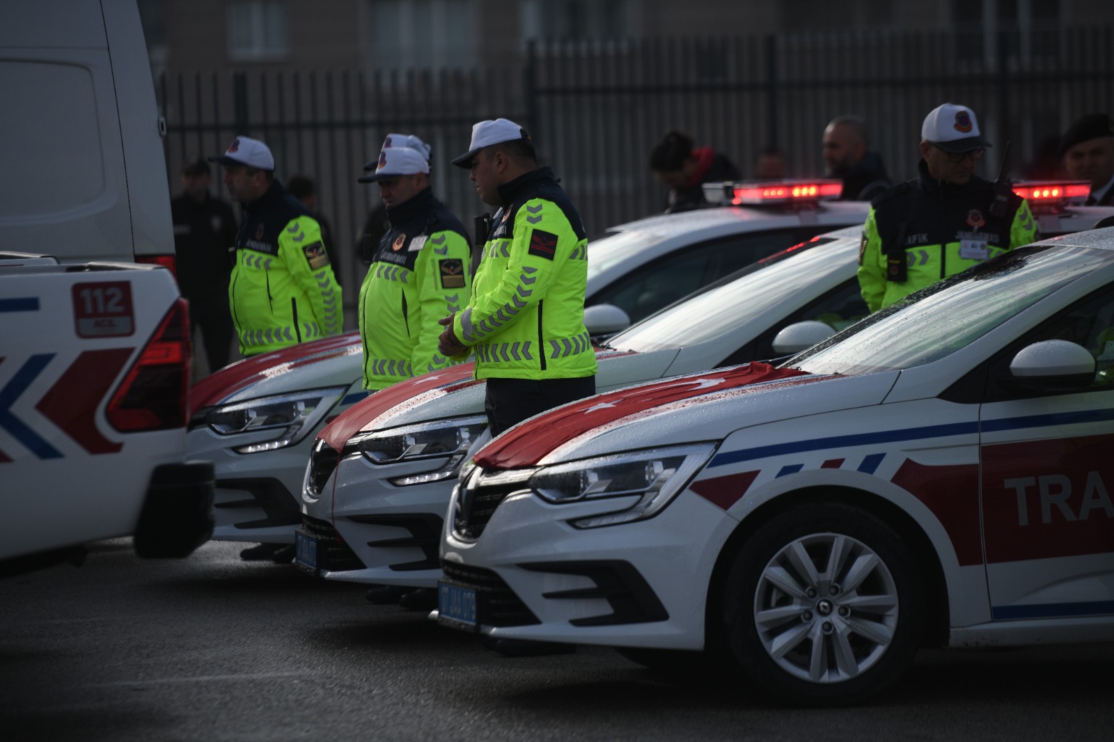Kastamonu'da 84 Araç Törenle Hizmete Girdi Emniyet Ve Jandarmaya Tahsis Edildi 10