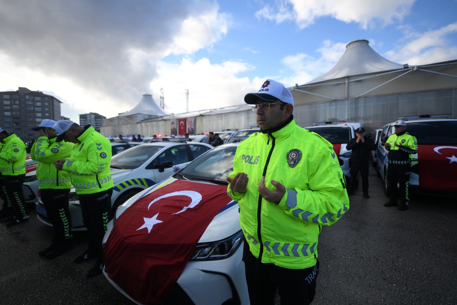 Kastamonu'da 84 Araç Törenle Hizmete Girdi Emniyet Ve Jandarmaya Tahsis Edildi 6