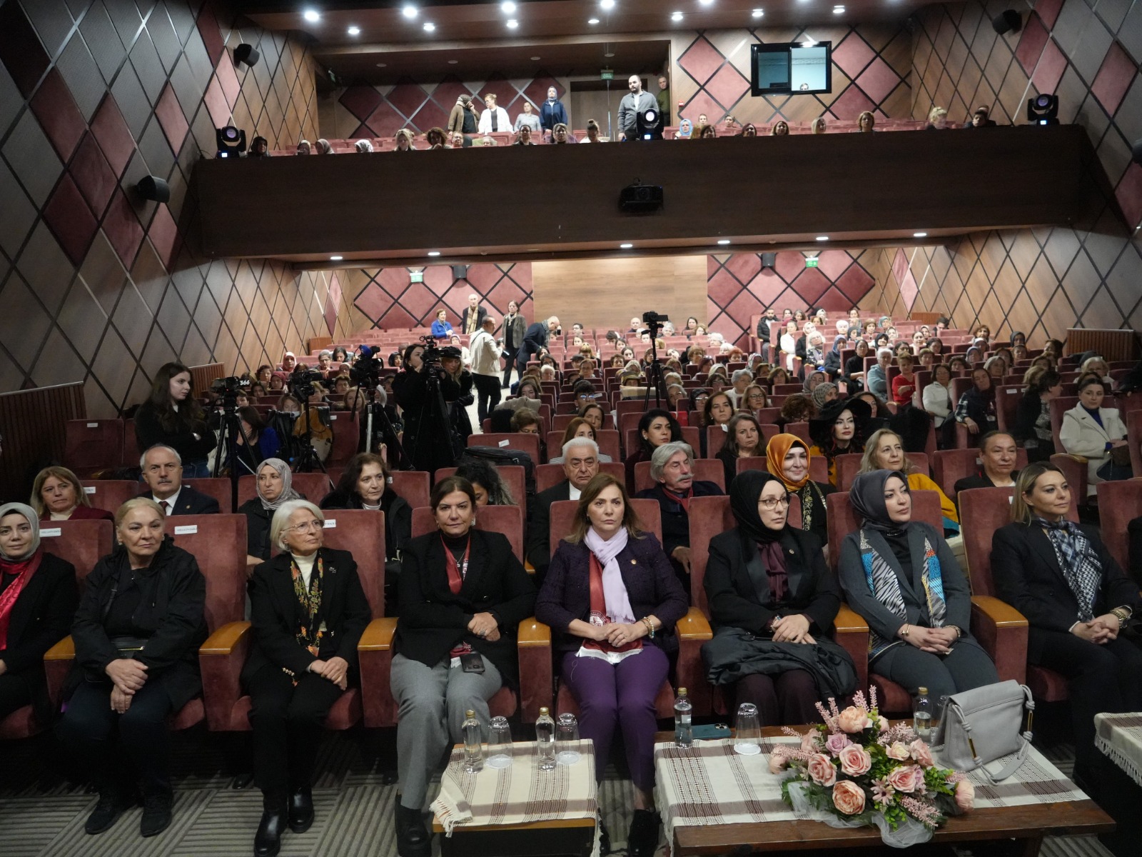 Kastamonu'da Asırlar Önce Kadınların Giydiği Giysiler Sergilendi 13