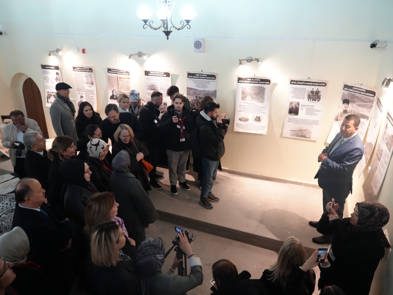 Kastamonu'da Asırlar Önce Kadınların Giydiği Giysiler Sergilendi 16