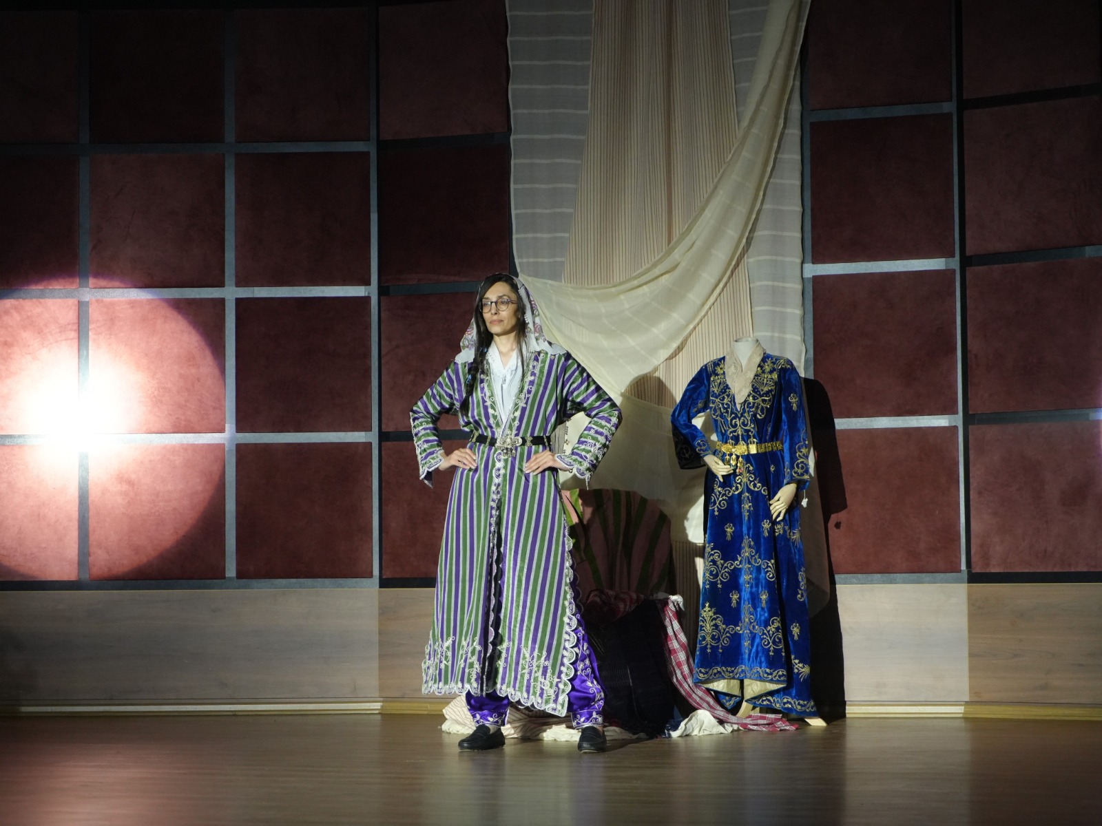 Kastamonu'da Asırlar Önce Kadınların Giydiği Giysiler Sergilendi 2