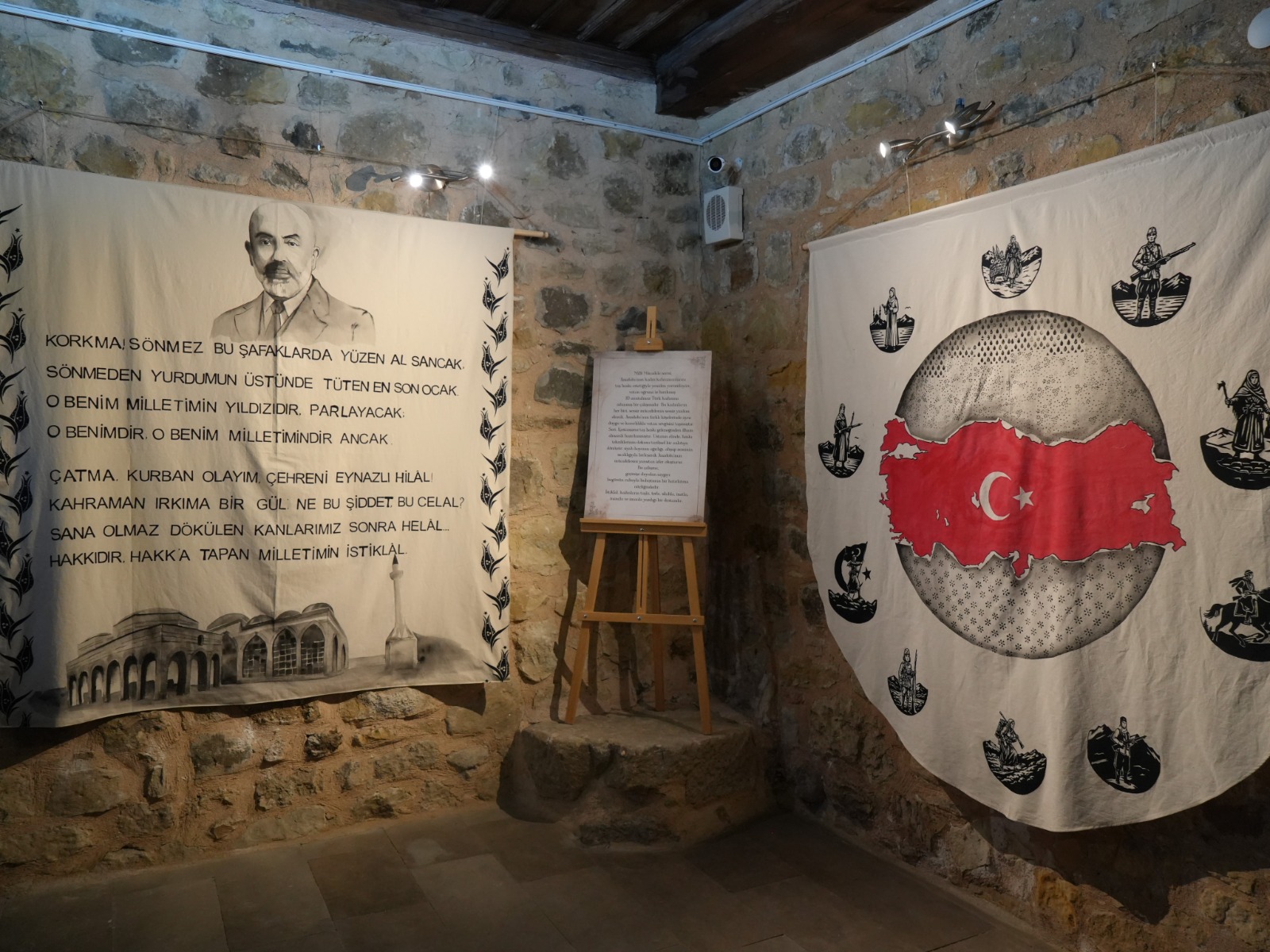 Kastamonu'da Asırlar Önce Kadınların Giydiği Giysiler Sergilendi 44