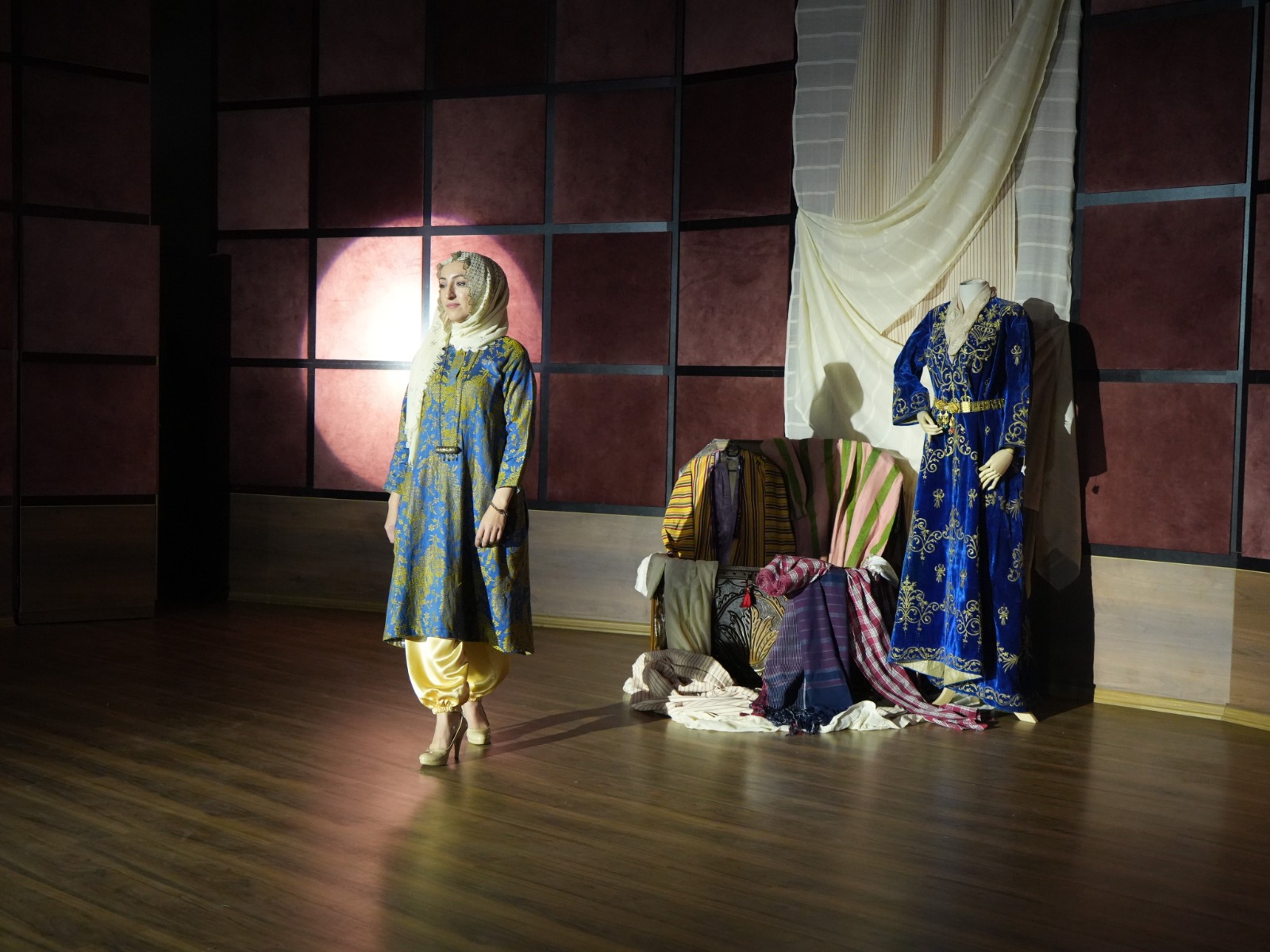 Kastamonu'da Asırlar Önce Kadınların Giydiği Giysiler Sergilendi 6