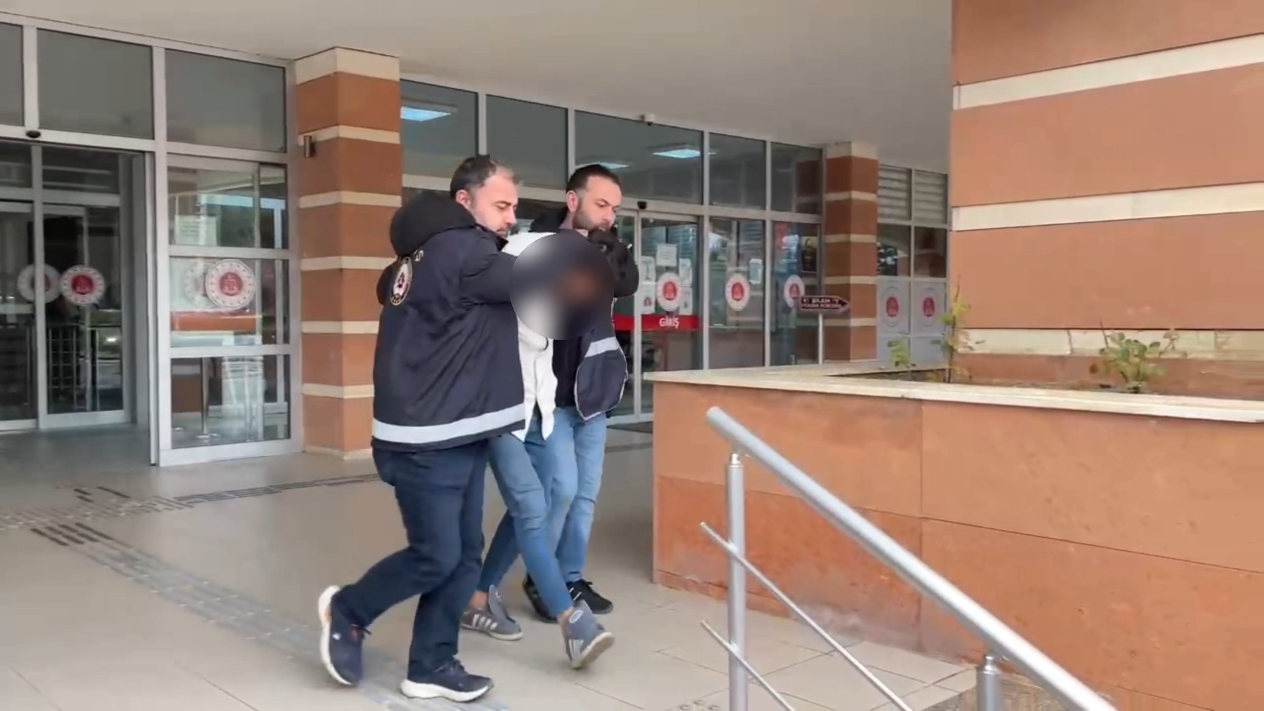 Kastamonu'da Çalındı, Taşköprü'de Bulundu Yakalanan Iki Şahıstan Biri Tutuklandı! 6