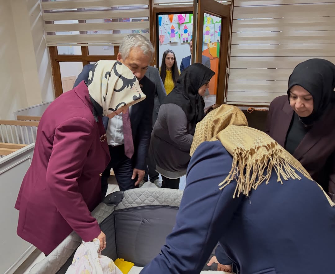 Kastamonu'da Çocuklara Moral Oldu Bakan Yardımcısı Talepleri Dinledi 2