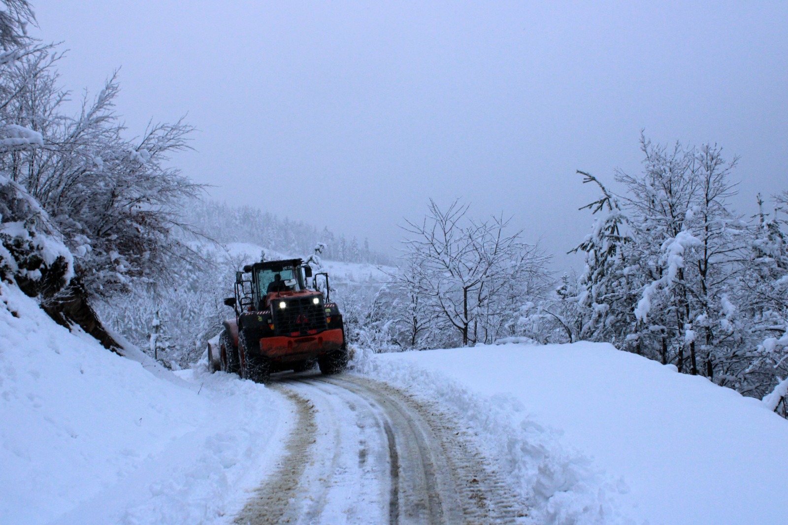 Kastamonu'da Kar Etkisini Gösterdi Ekiplerin Köylerdeki Karla Mücadelesi Başladı 22