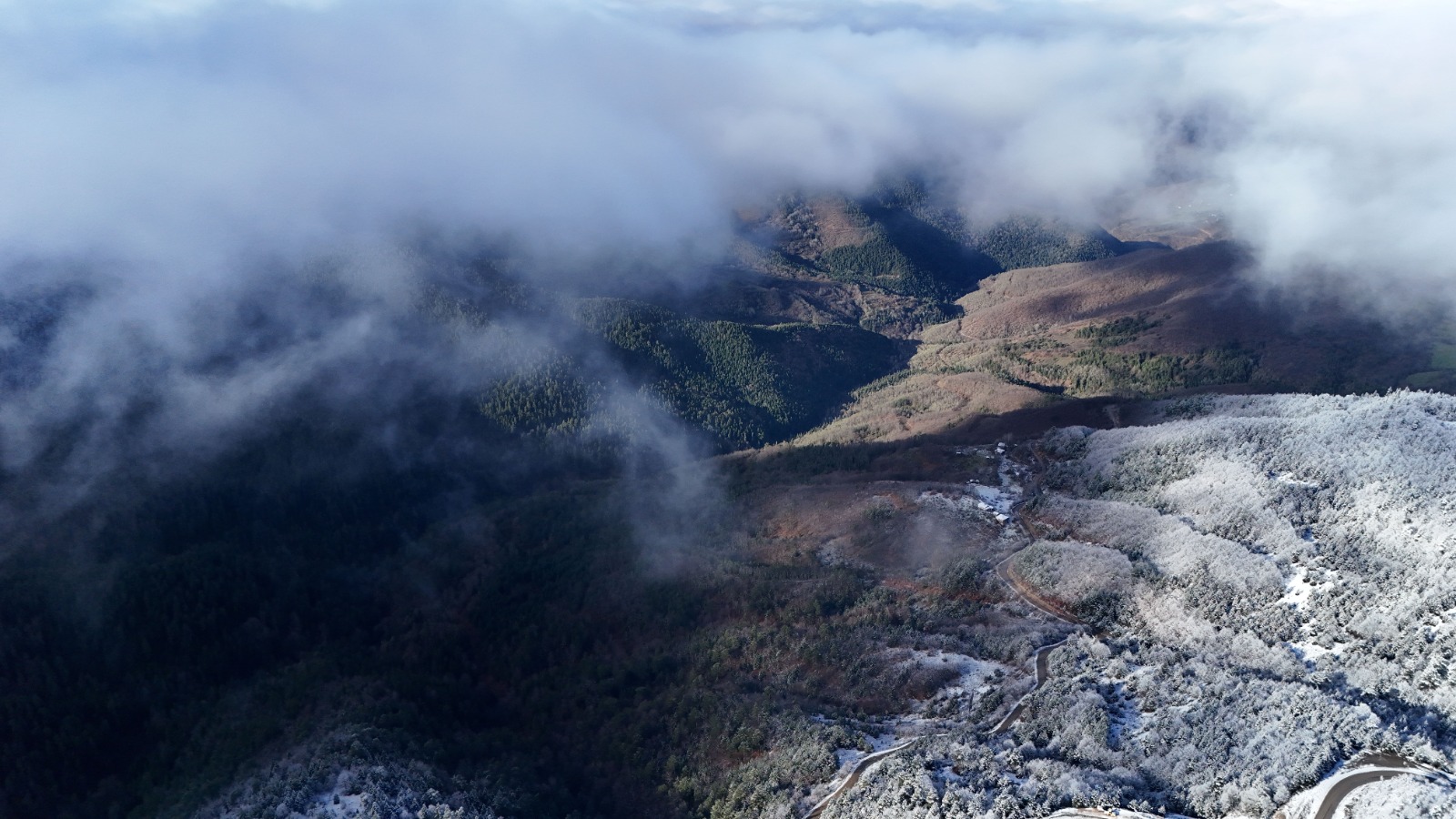 Kastamonu'da Kar Ve Sis Birleşti Büyüleyici Manzara Havadan Görüntülendi 22