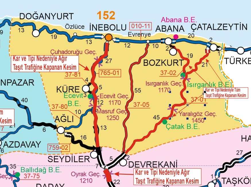 Kastamonu’da Kış Sertleşti İlçe Merkezinde Kar, Yollarda Tipi (2)
