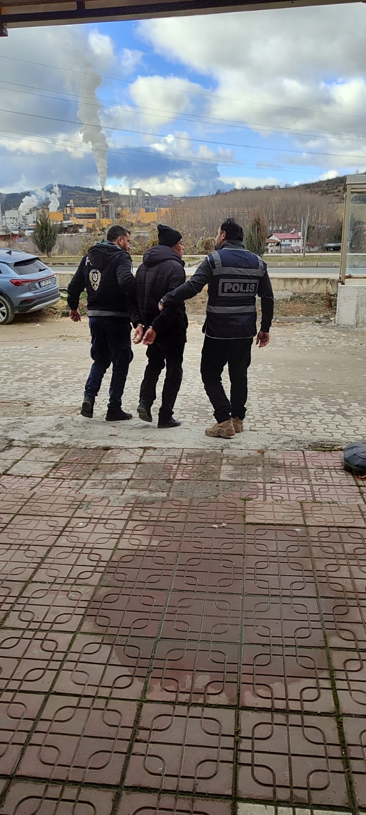 Kastamonu'da Öğretmeni Darp Eden Şahıs Tutuklandı 12
