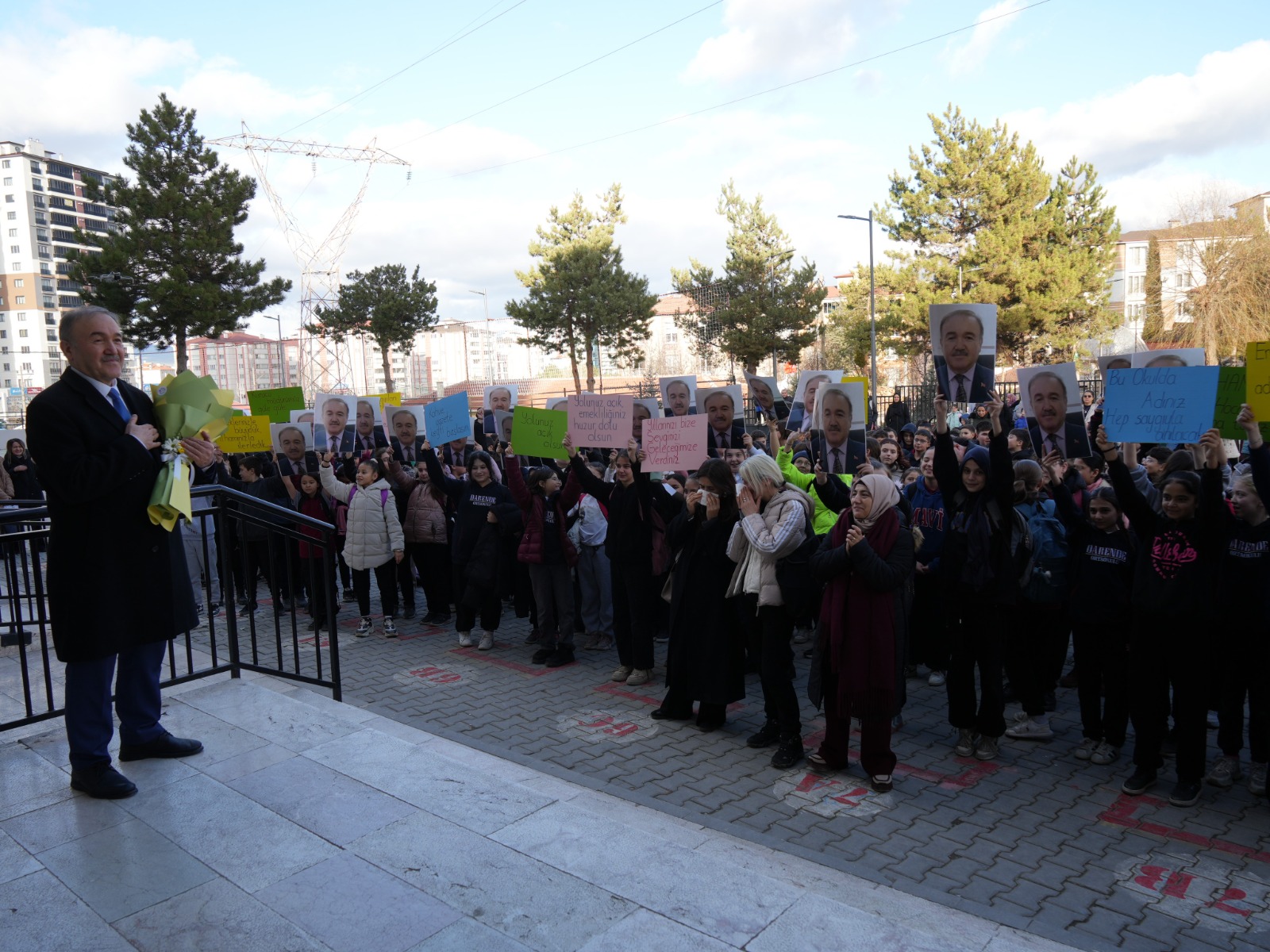 Kastamonu'da Okul Müdürü Emekli Oldu Gözyaşlarına Hakim Olamadı 8