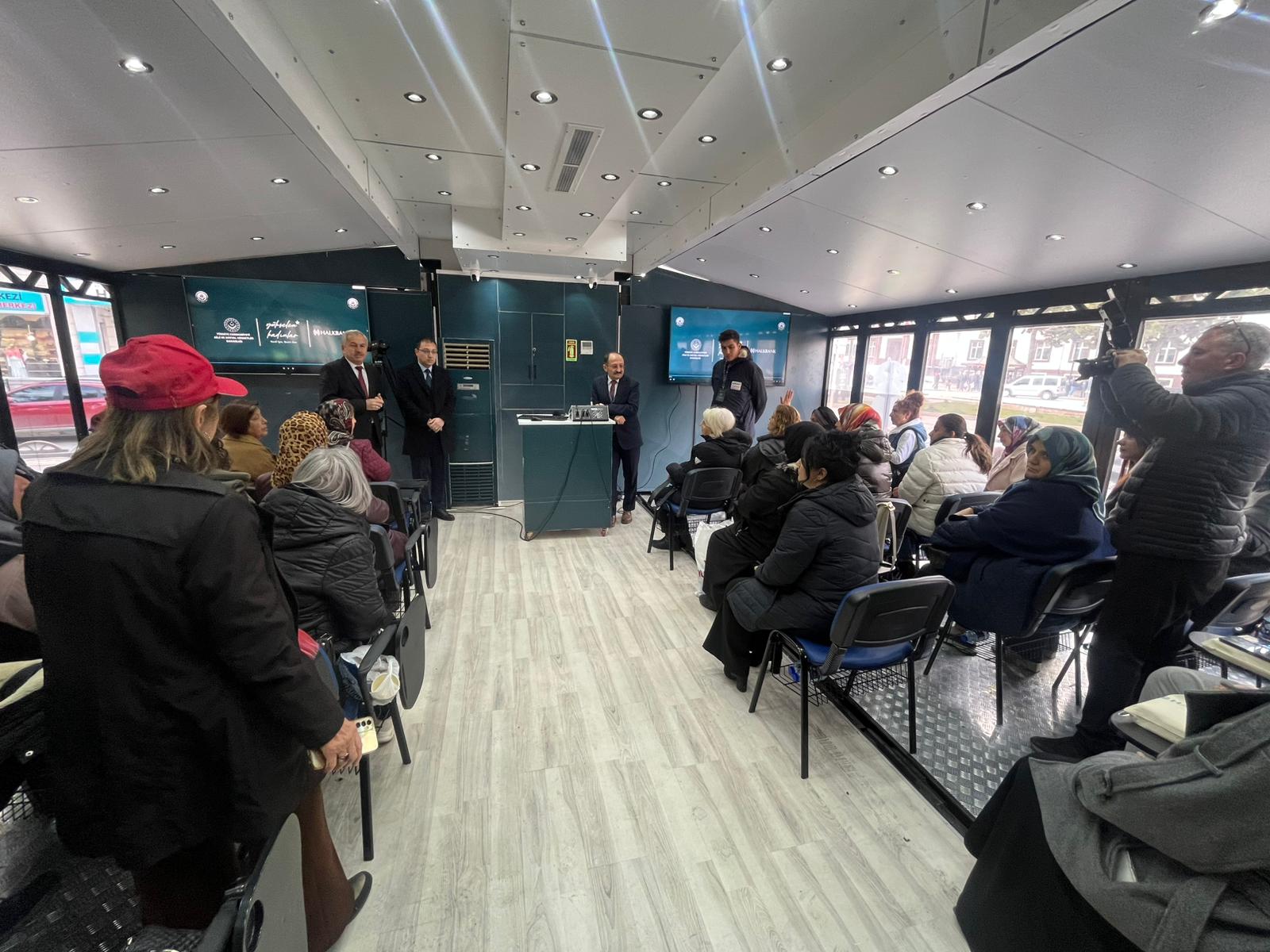 Kastamonu'da Tır Kuruldu 80 Kadın Kadın Eğitim Aldı! 25