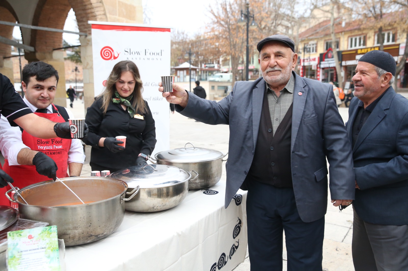 Kastamonu'da Vatandaşlara Çorba Ikram Edildi 44