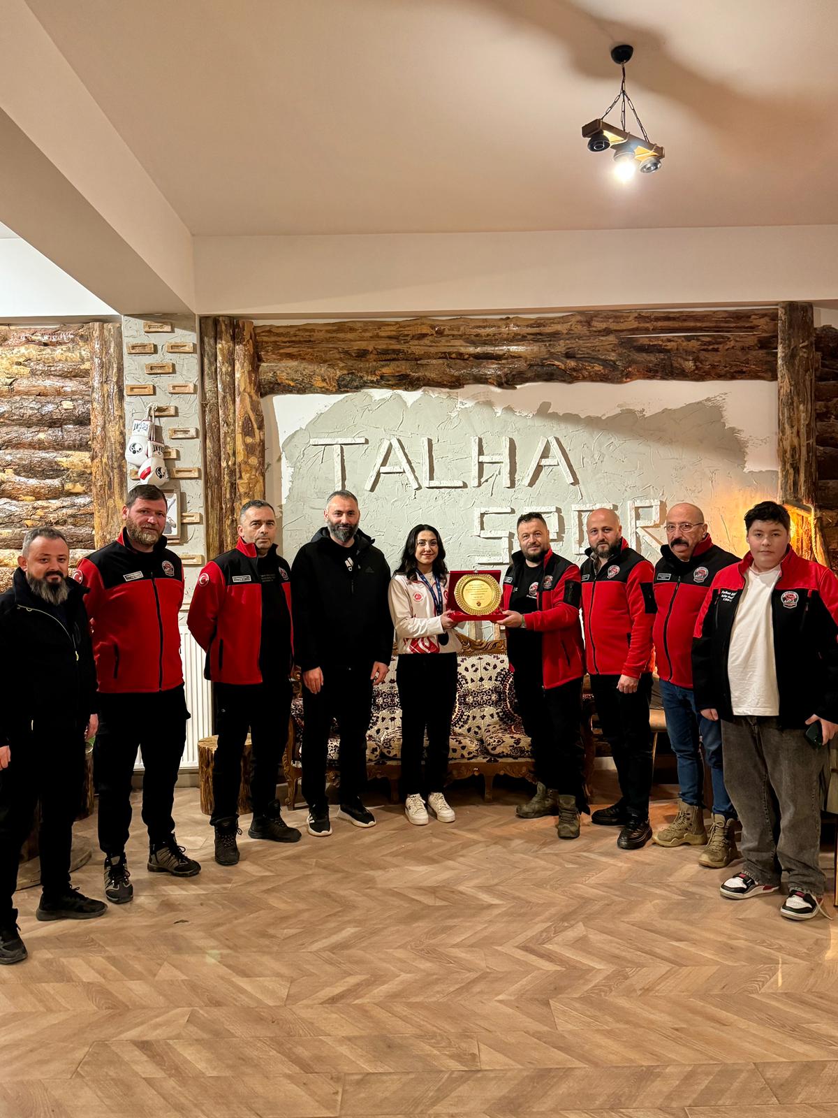 Kastamonulu Dünya Şampiyonu Sporcuya Kampoff'tan Ziyaret 20