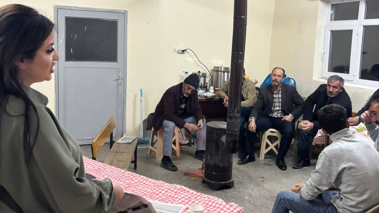 Kastamonu’nun Genç Muhtarı Köyü Uyardı ‘Dolandırıcılara Kanmayın’ (4)