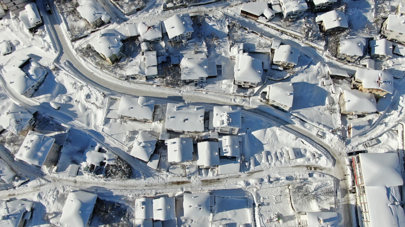 Kastamonu'nun Ilçelerinde Kar Kalınlığı 1,5 Metreyi Aştı Ortaya Çıkan Manzara Şaşırttı 4